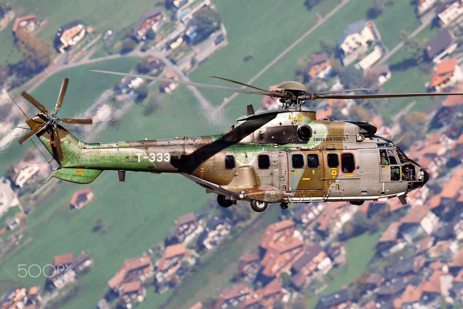 Canon EF 400mm F2.8L IS II USM sample photo. Aerospatiale as-532ul cougar t-333 photography