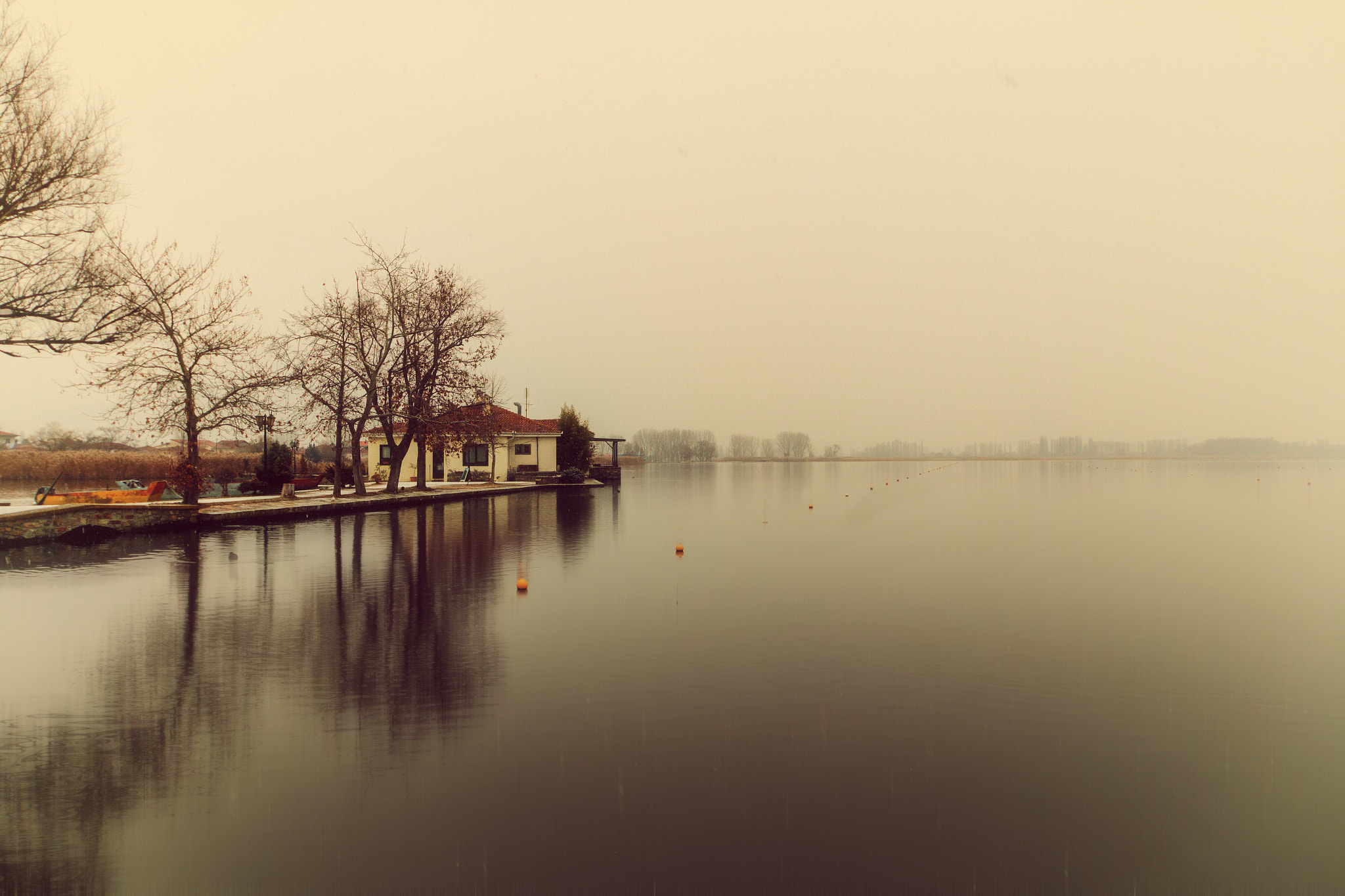 Sigma 8-16mm F4.5-5.6 DC HSM sample photo. Kastoria lake photography