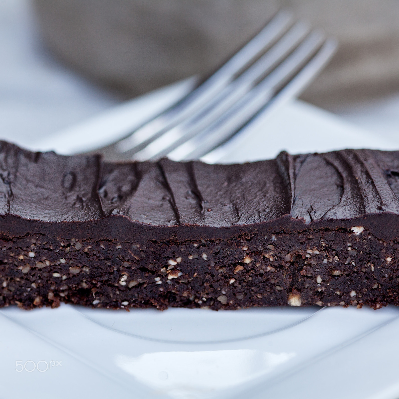 ZEISS Milvus 100mm F2 Macro sample photo. Raw brownie photography
