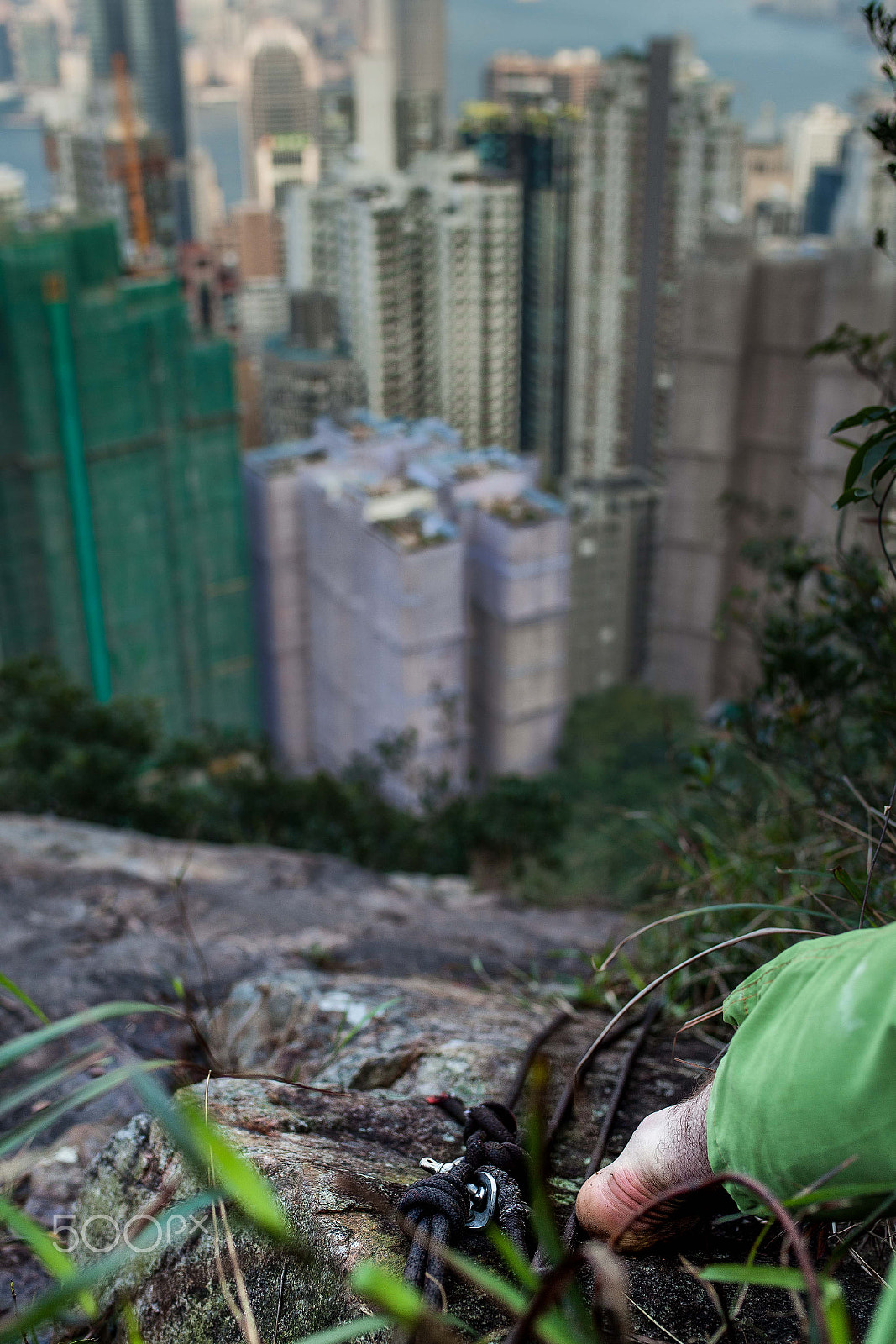 ZEISS Distagon T* 35mm F1.4 sample photo. Hong kong climbing photography