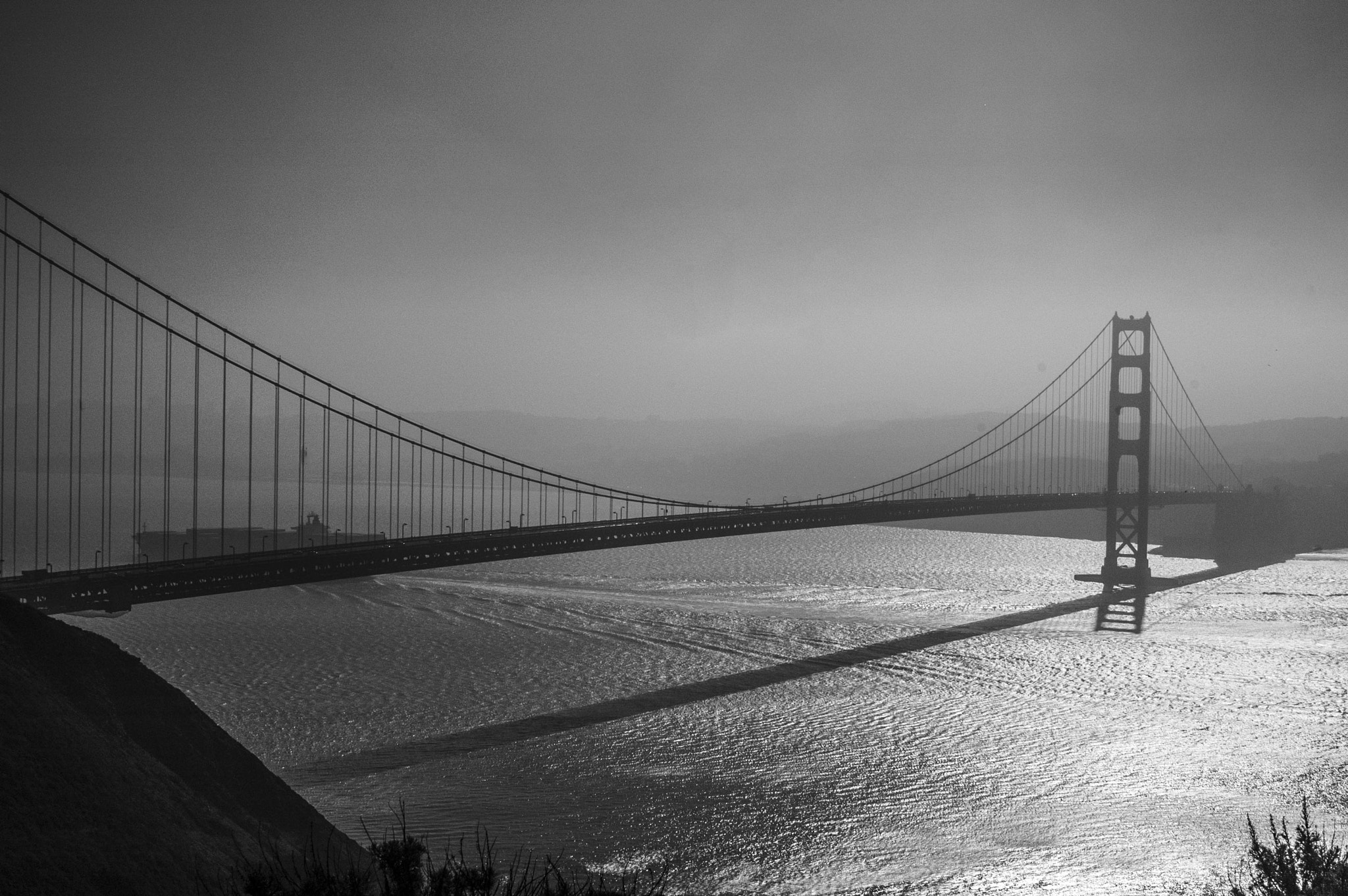 Nikon D70 + AF Zoom-Nikkor 35-70mm f/2.8 sample photo. Golden gate fog photography