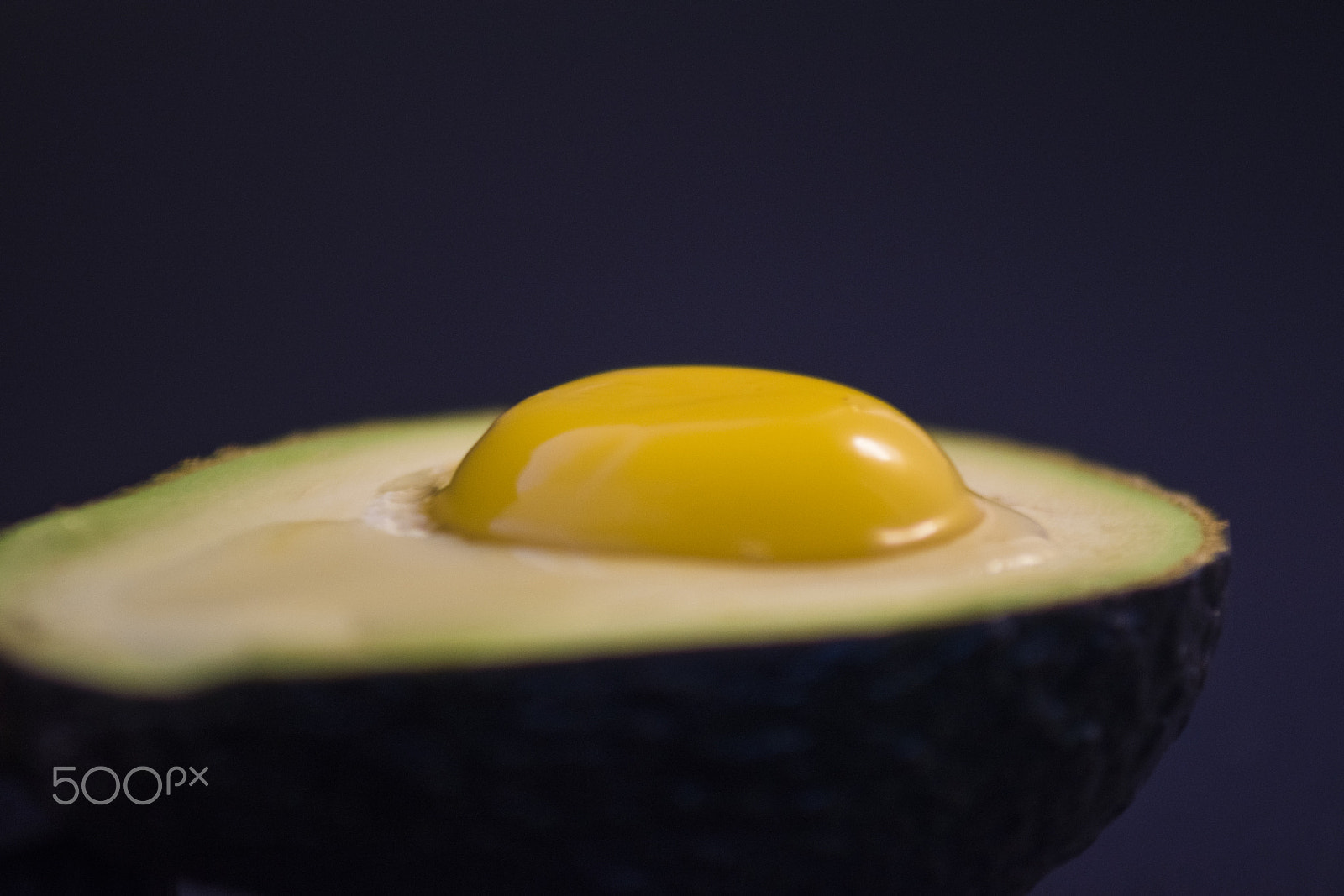 Nikon D5500 + AF Zoom-Nikkor 70-210mm f/4 sample photo. Egg yolcamole photography