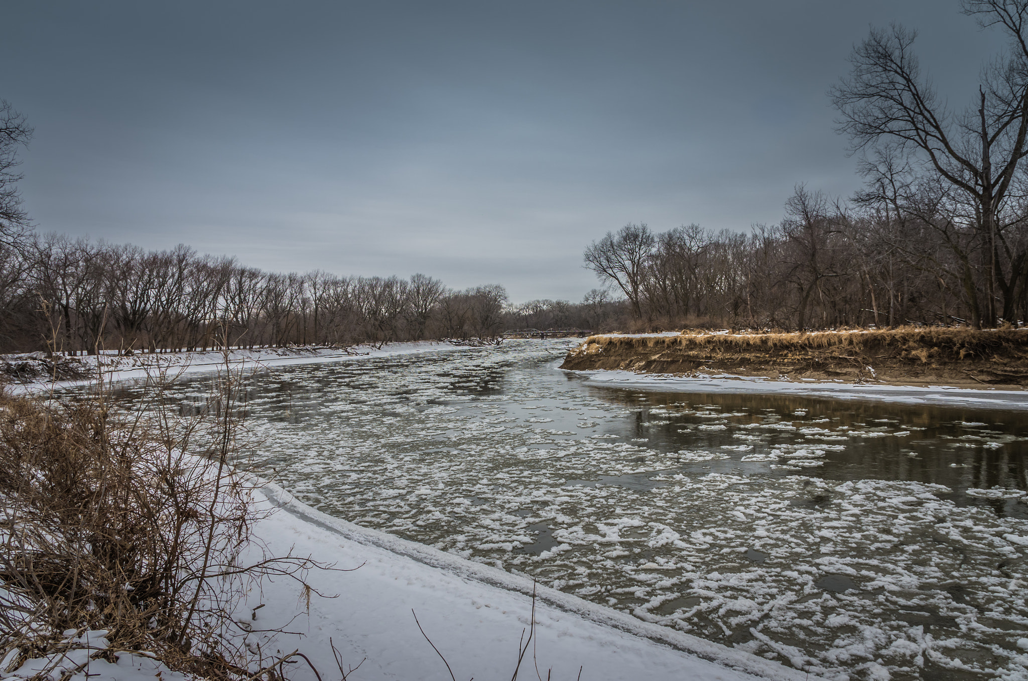 Pentax K-5 IIs + Sigma 17-70mm F2.8-4 DC Macro HSM Contemporary sample photo. Wintery river photography