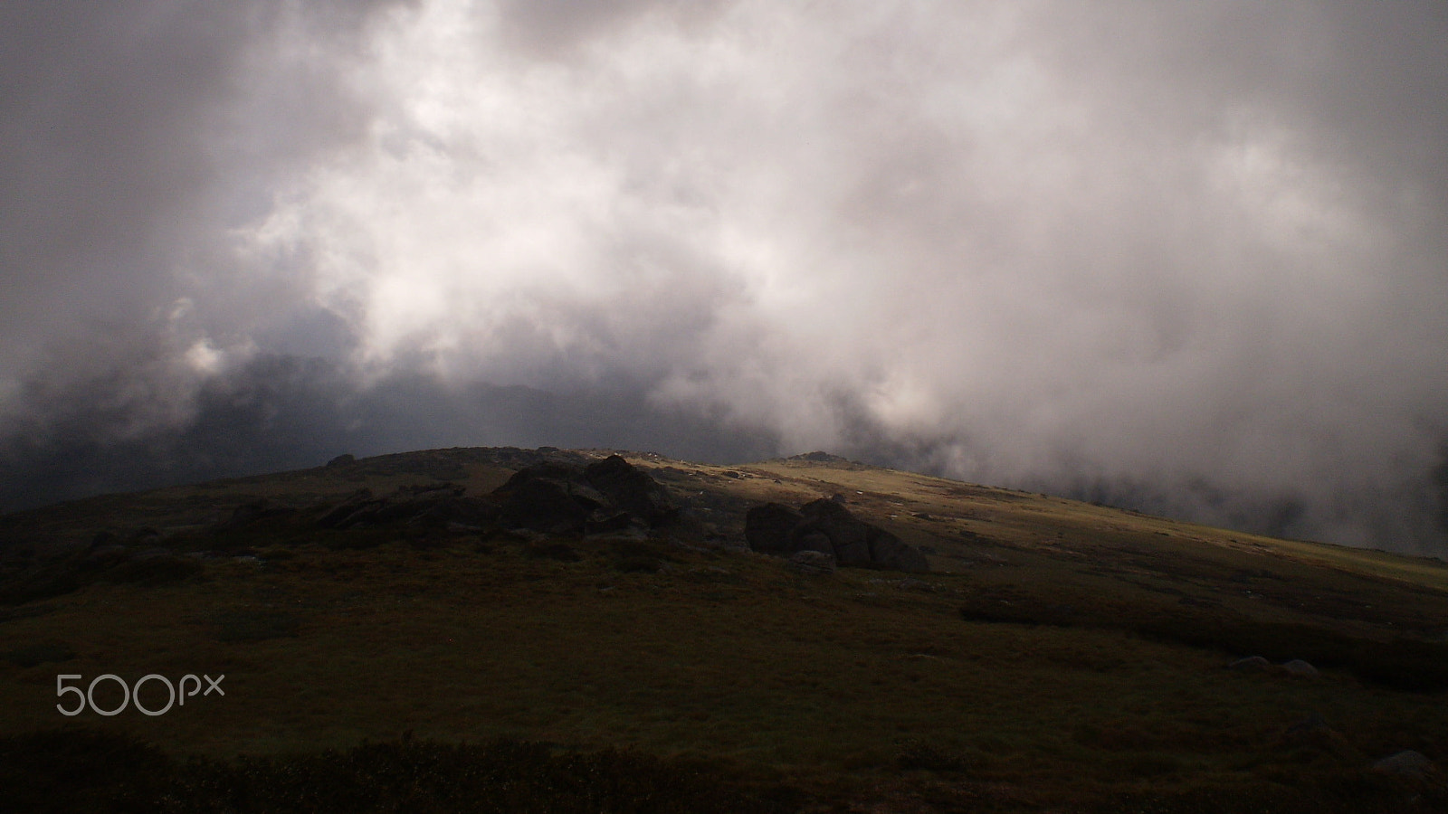 Olympus FE20,X15,C25 sample photo. Unruly skies photography