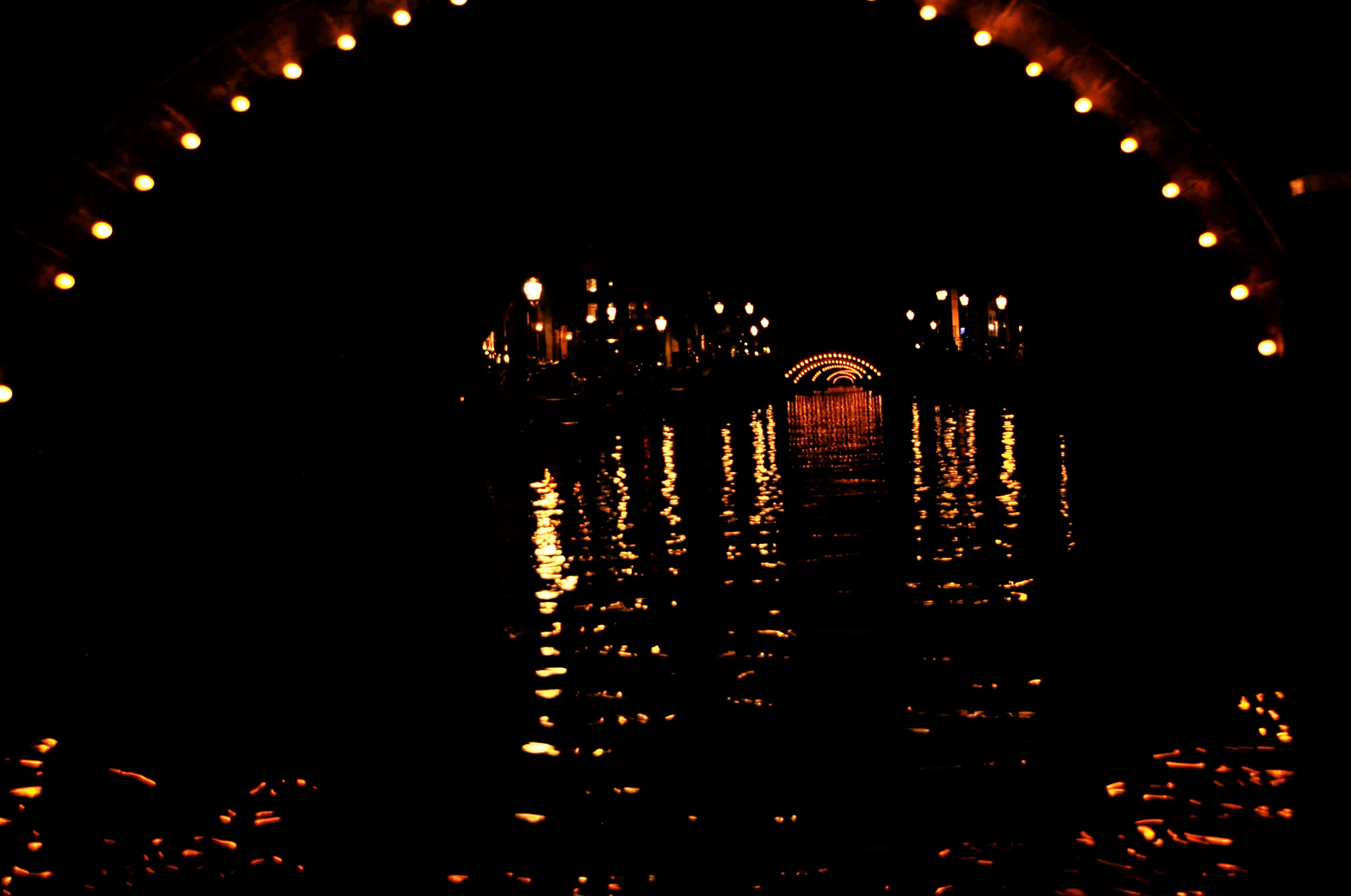Sigma 18-250mm F3.5-6.3 DC OS HSM sample photo. Canal lights... photography
