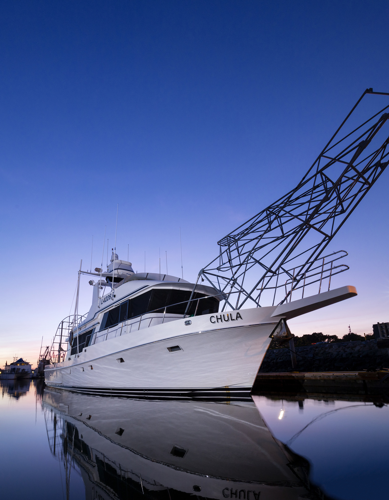 Canon EOS 5DS + Canon EF 300mm f/2.8L sample photo. Marina sunset photography