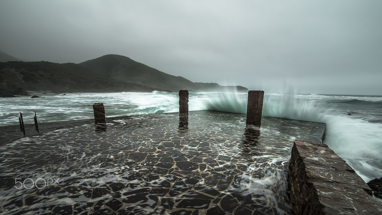 Pentax K-S2 + A Series Lens sample photo. Wave is coming photography