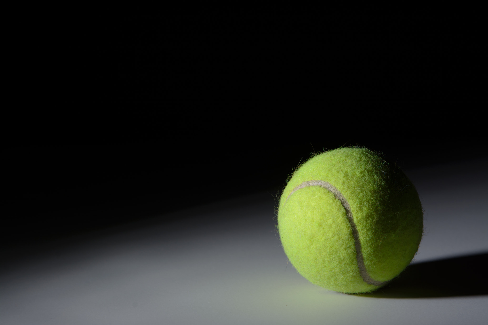 Nikon AF-S Nikkor 28-70mm F2.8 ED-IF sample photo. Tennis ball photography