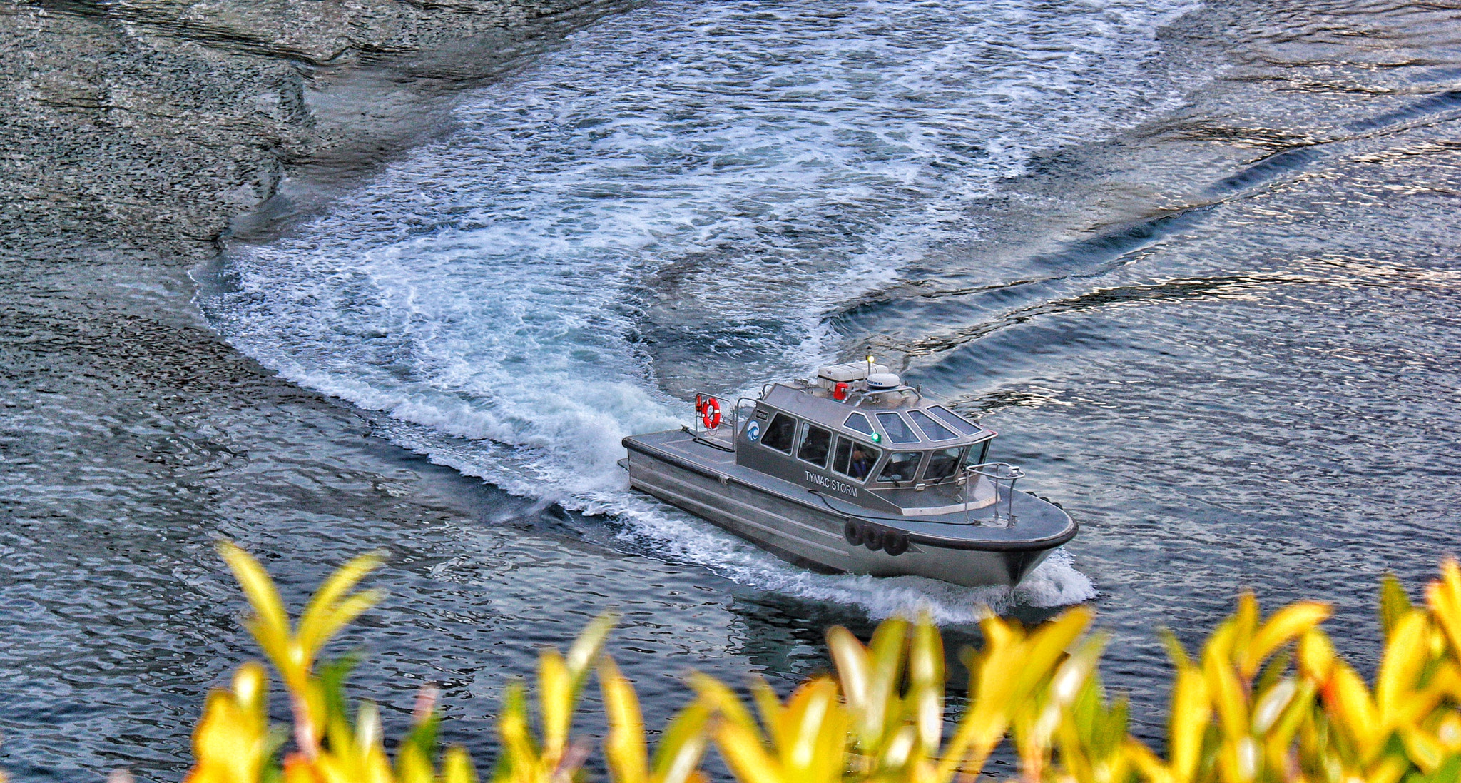 Canon EF-S 18-55mm F3.5-5.6 IS sample photo. Boat photography