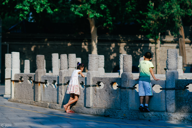 Nikon D80 + Nikon AF Nikkor 85mm F1.8D sample photo. Streets in xi'an photography