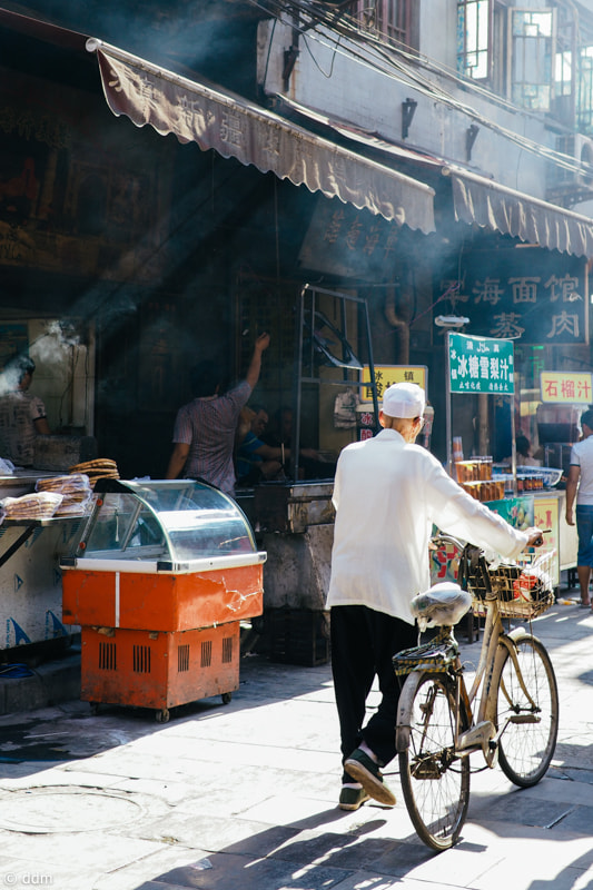 Olympus OM-D E-M10 + Panasonic Leica DG Summilux 25mm F1.4 II ASPH sample photo. Food in xi'an photography