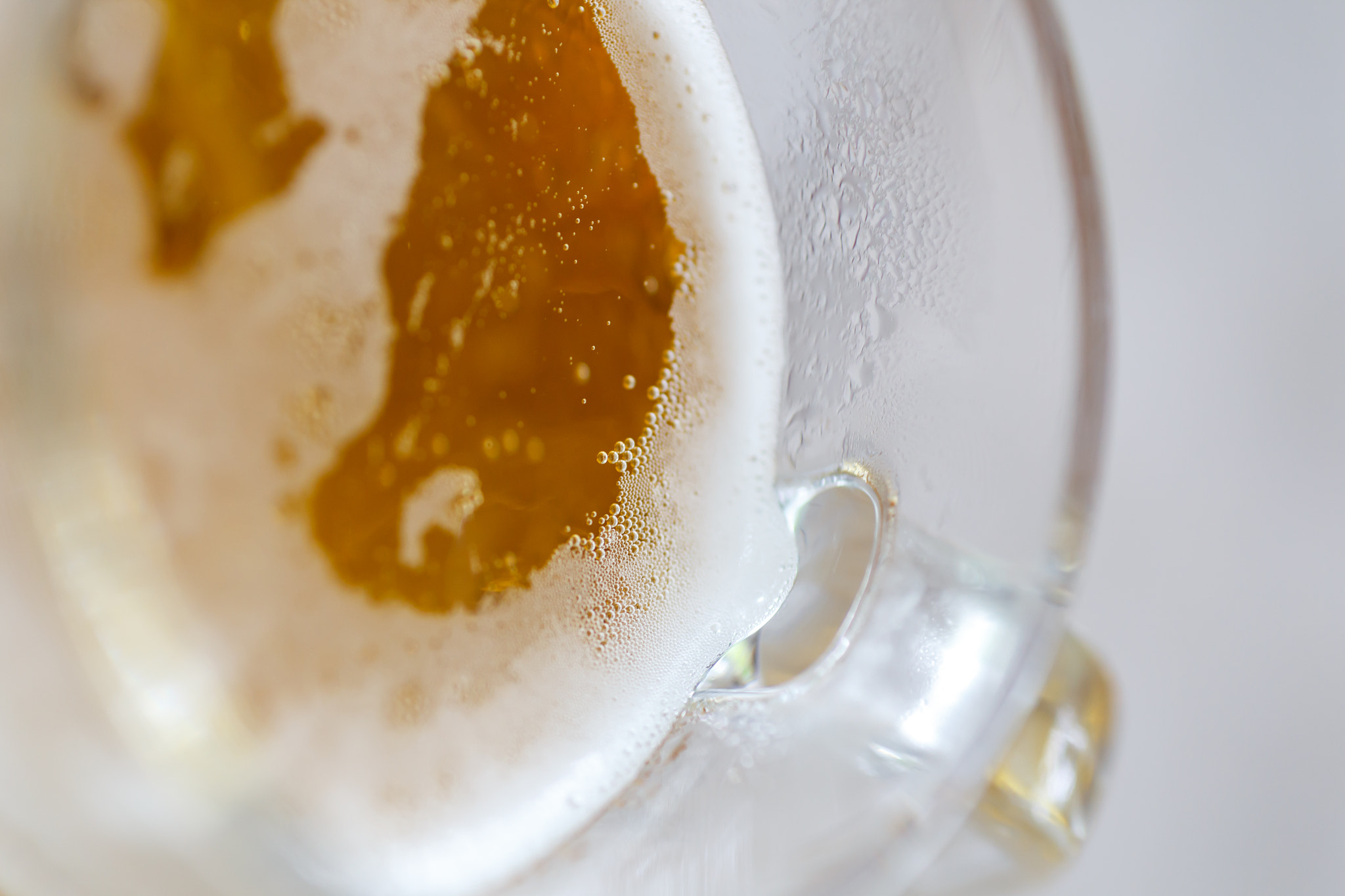Tamron SP AF 90mm F2.8 Di Macro sample photo. Beer detail photography
