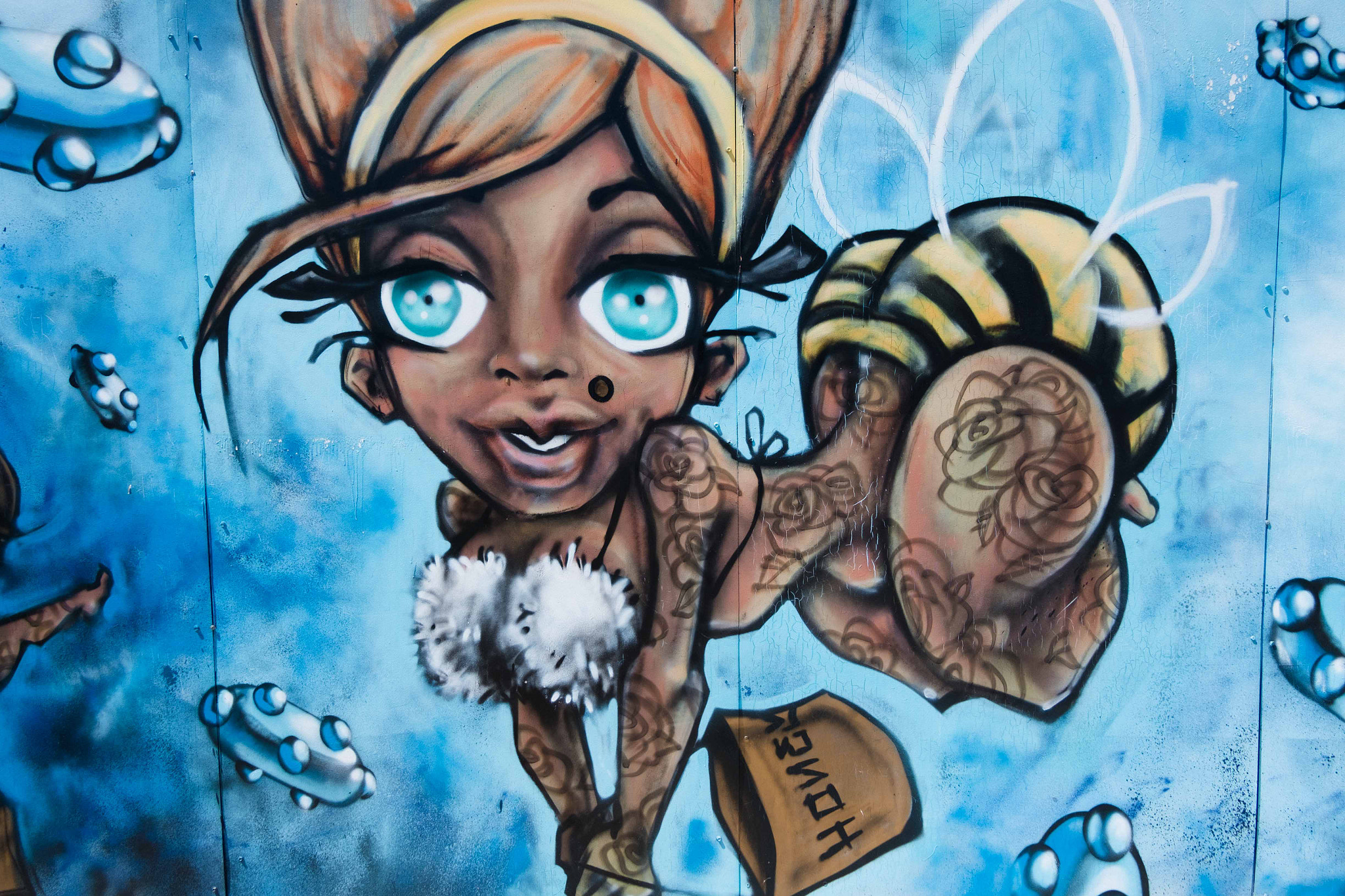 Fujifilm X-M1 + Fujifilm XC 16-50mm F3.5-5.6 OIS II sample photo. Street art photography