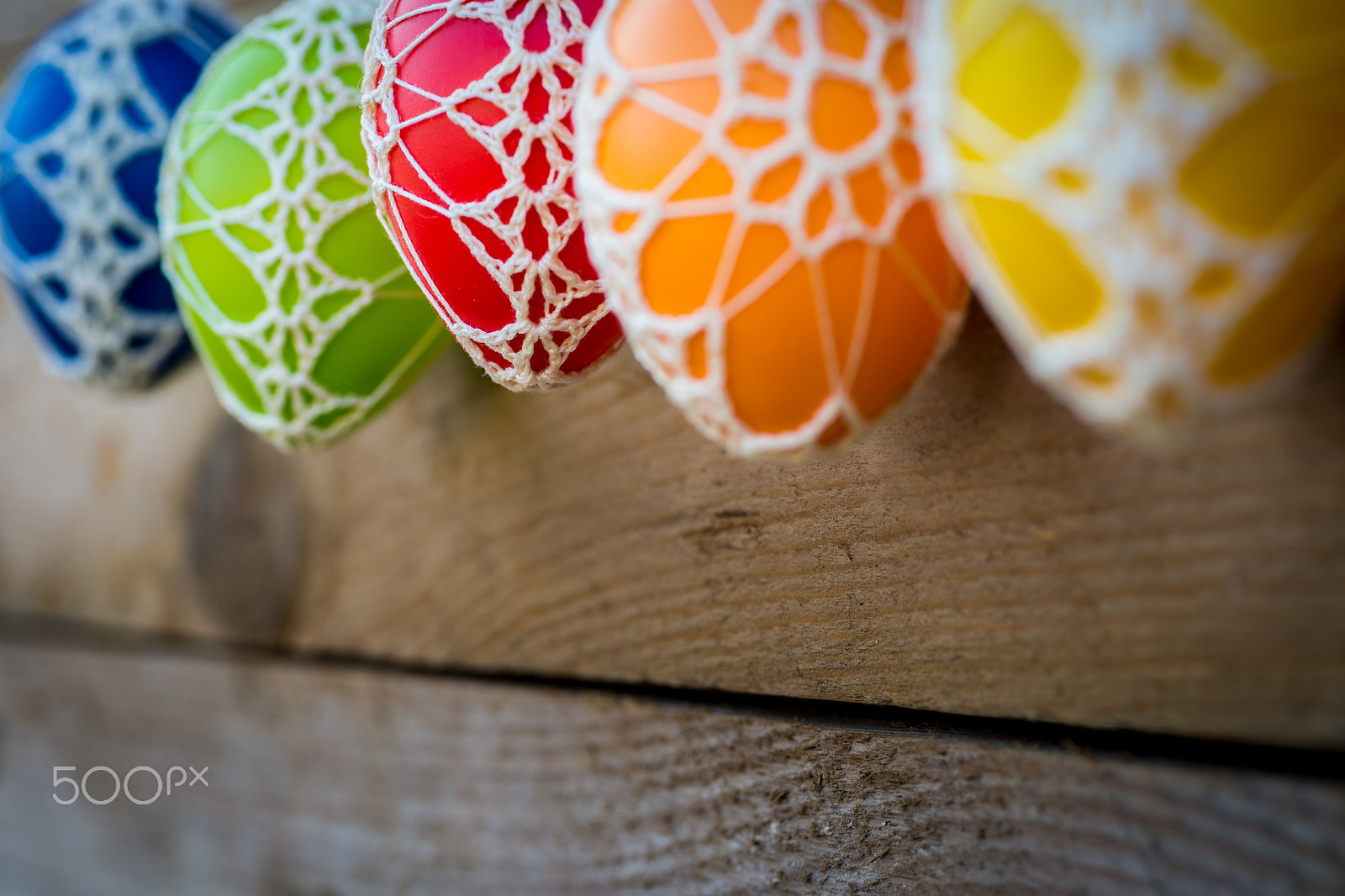 Nikon D4S + Sigma 70mm F2.8 EX DG Macro sample photo. Colorful easter eggs on wooden background photography