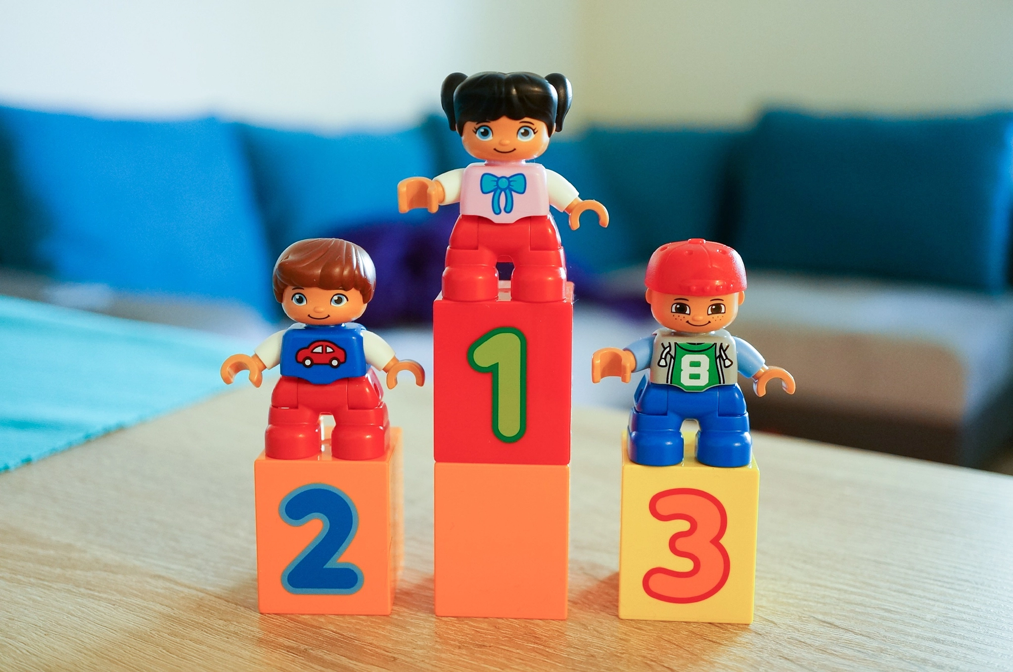 Sony Alpha NEX-6 + Sony E 30mm F3.5 Macro sample photo. Lego figures ranking photography