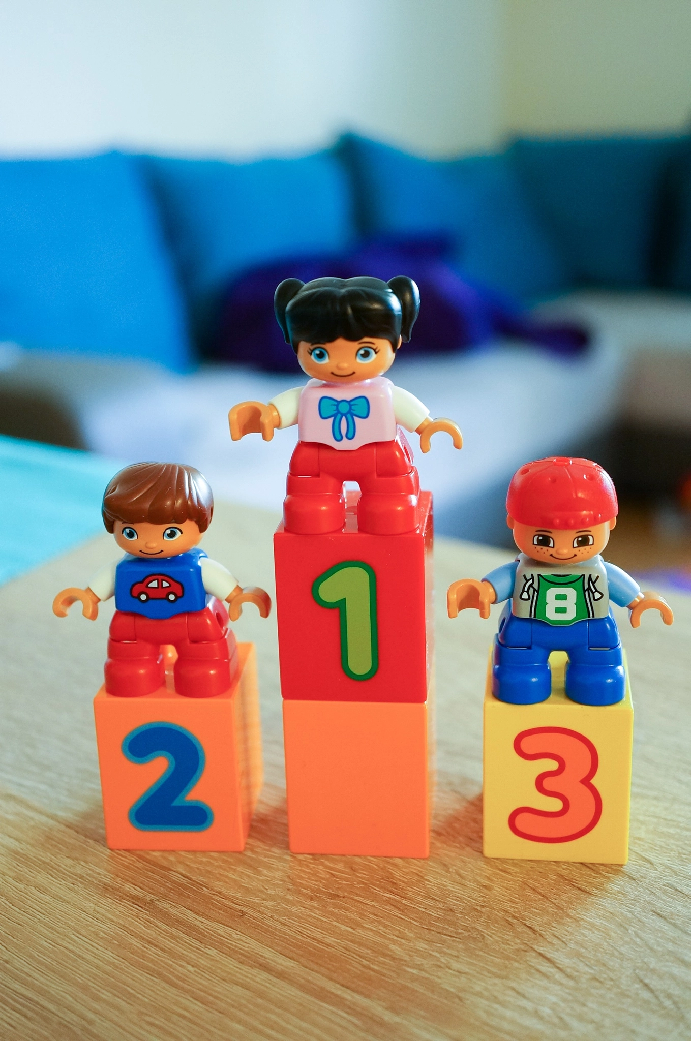 Sony Alpha NEX-6 + Sony E 30mm F3.5 Macro sample photo. Lego figures ranking photography