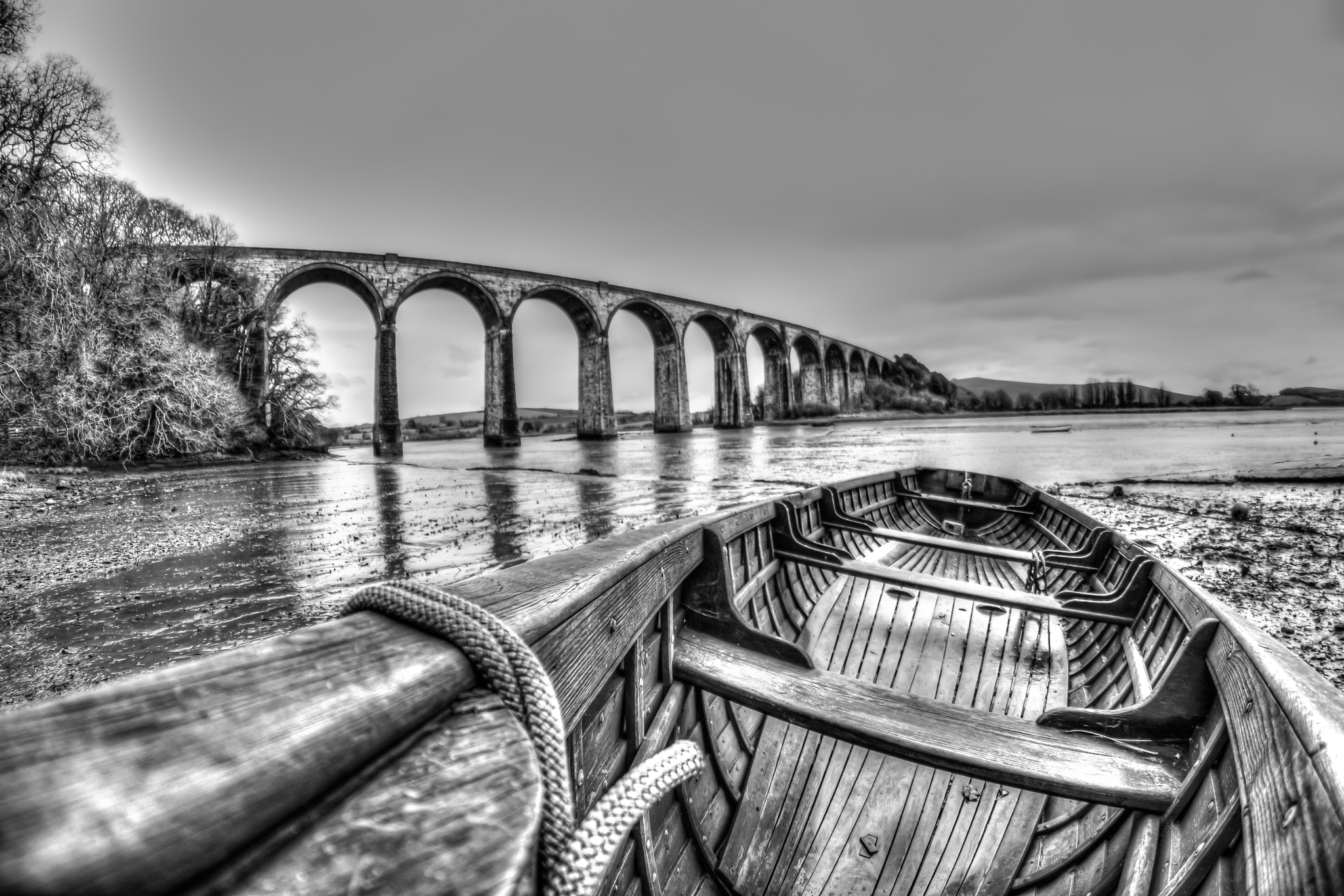 Nikon D610 + Samyang 8mm F3.5 Aspherical IF MC Fisheye sample photo. Beached photography