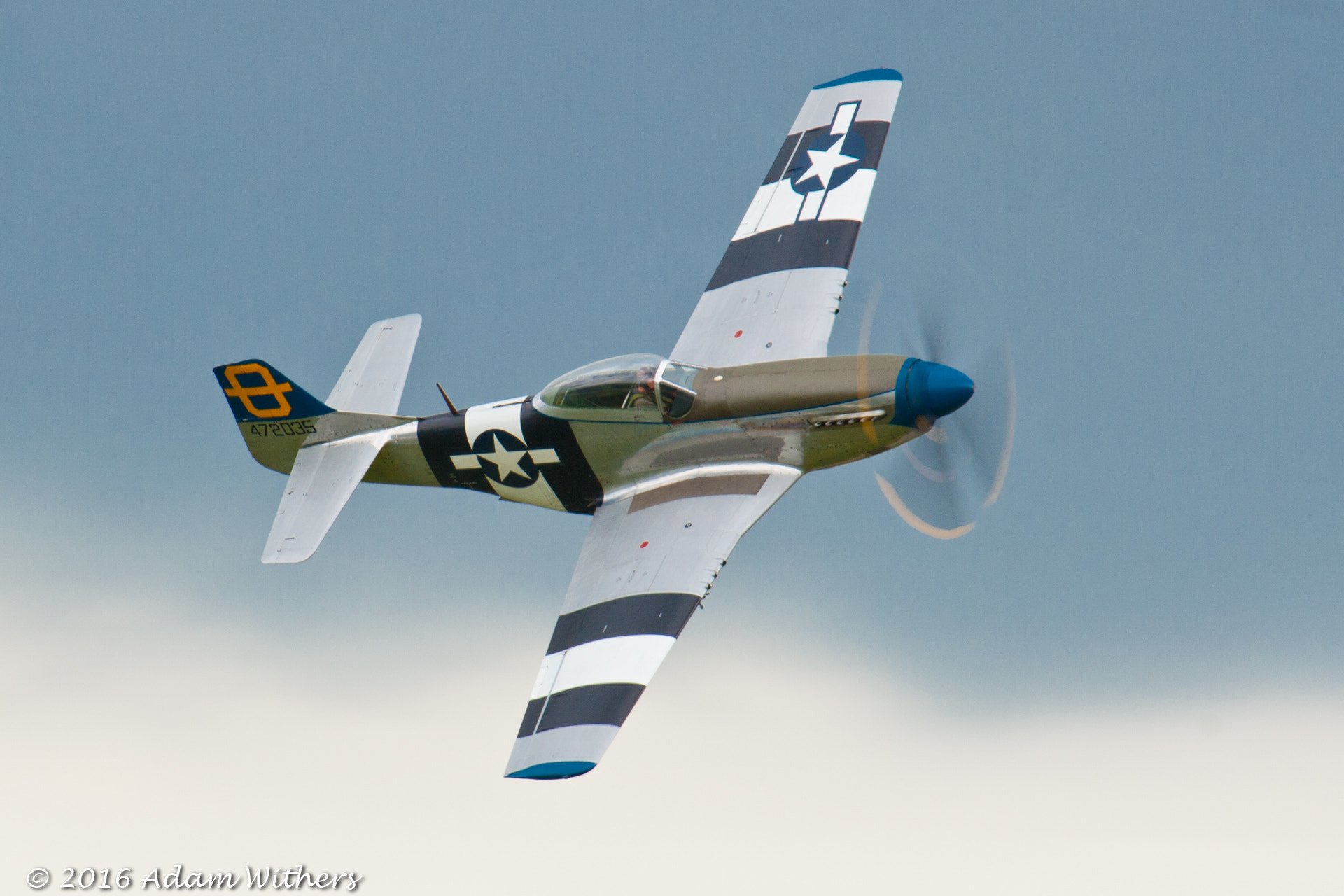 Canon EOS 400D (EOS Digital Rebel XTi / EOS Kiss Digital X) + Canon EF 100-400mm F4.5-5.6L IS USM sample photo. P-51 mustang# photography