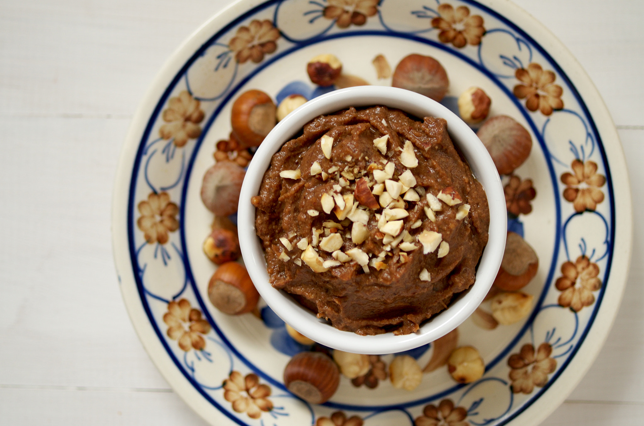 Pentax K-50 + Pentax smc D-FA 50mm F2.8 Macro sample photo. Dates cream with hazelnuts photography