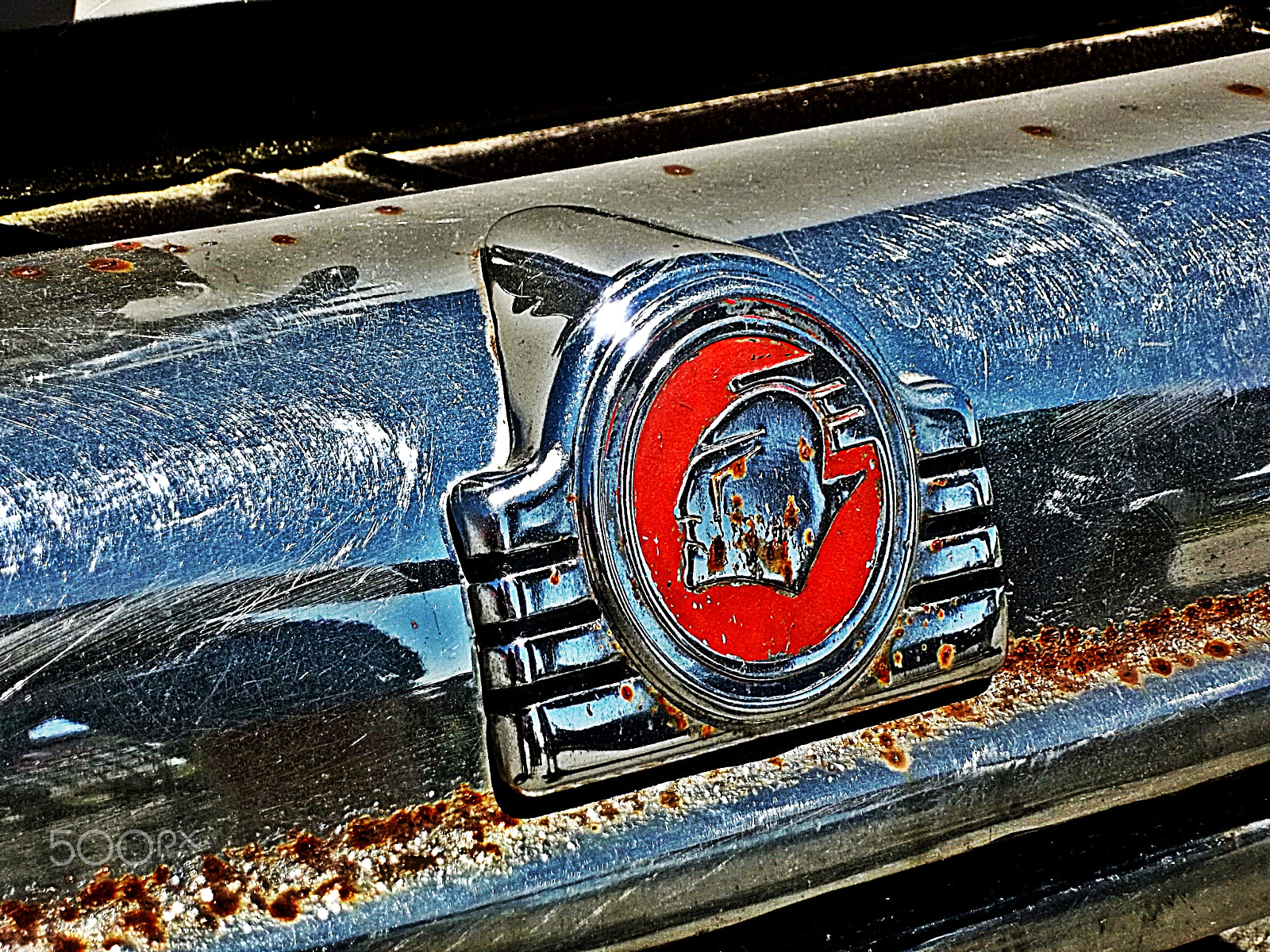 Kodak EASYSHARE M575 DIGITAL CAMERA sample photo. Old pontiac bumper photography