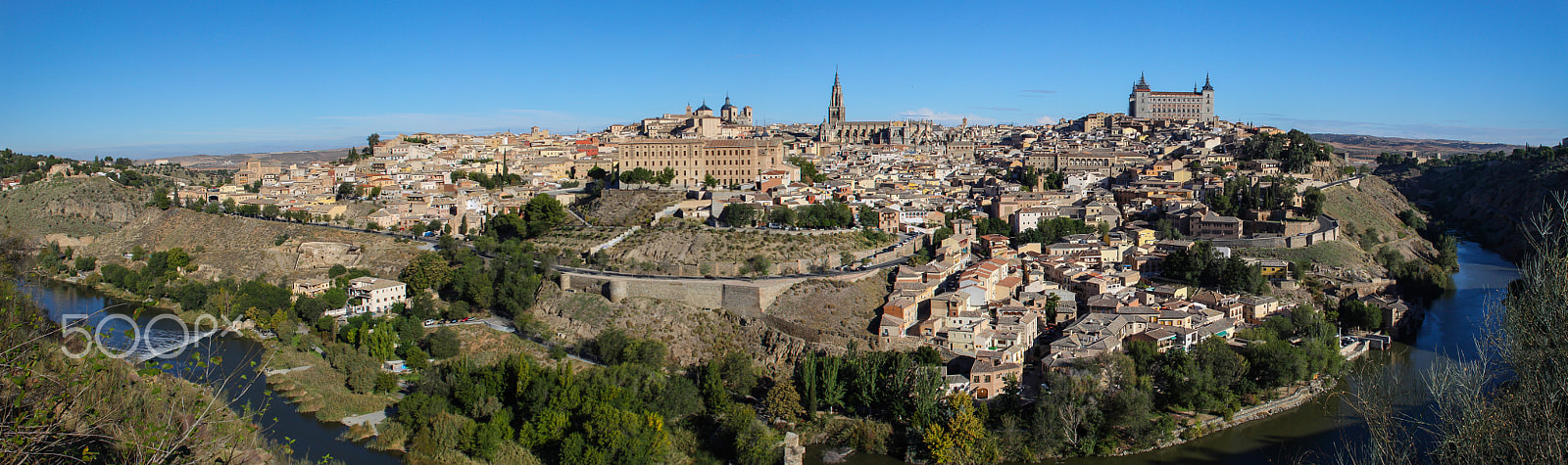 Canon EOS 50D + Canon EF 20mm F2.8 USM sample photo. Toledo photography