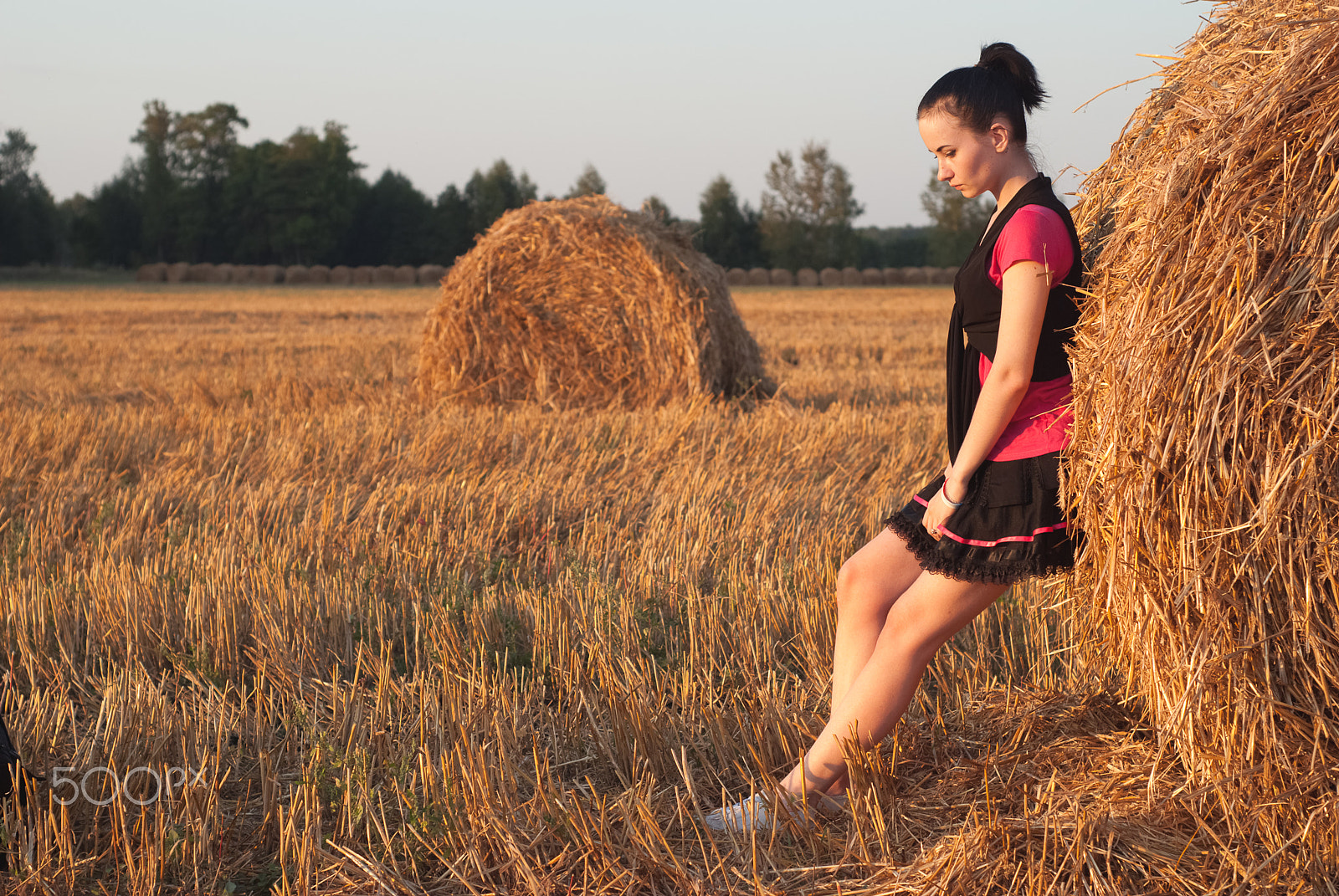 AF Nikkor 50mm f/1.8 N sample photo. Cute girl in pink t-shirt photography