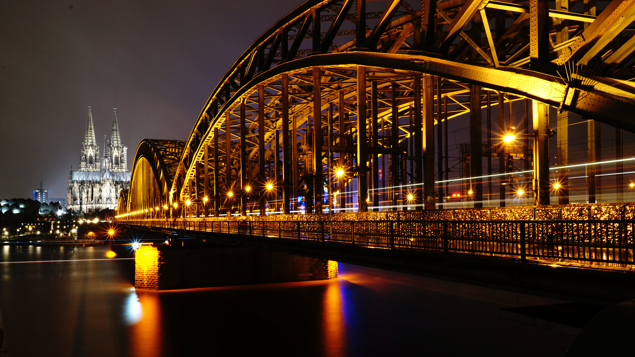 Sony DT 16-105mm F3.5-5.6 sample photo. Long exposure 2 photography