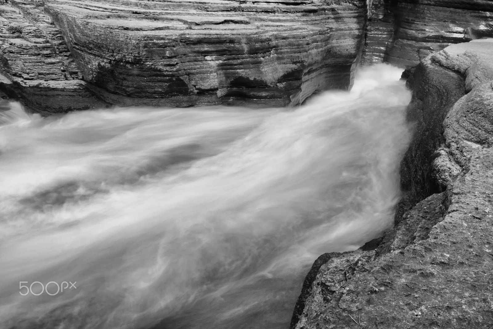 Sigma 18-250mm F3.5-6.3 DC OS HSM sample photo. Mistaya canyon photography