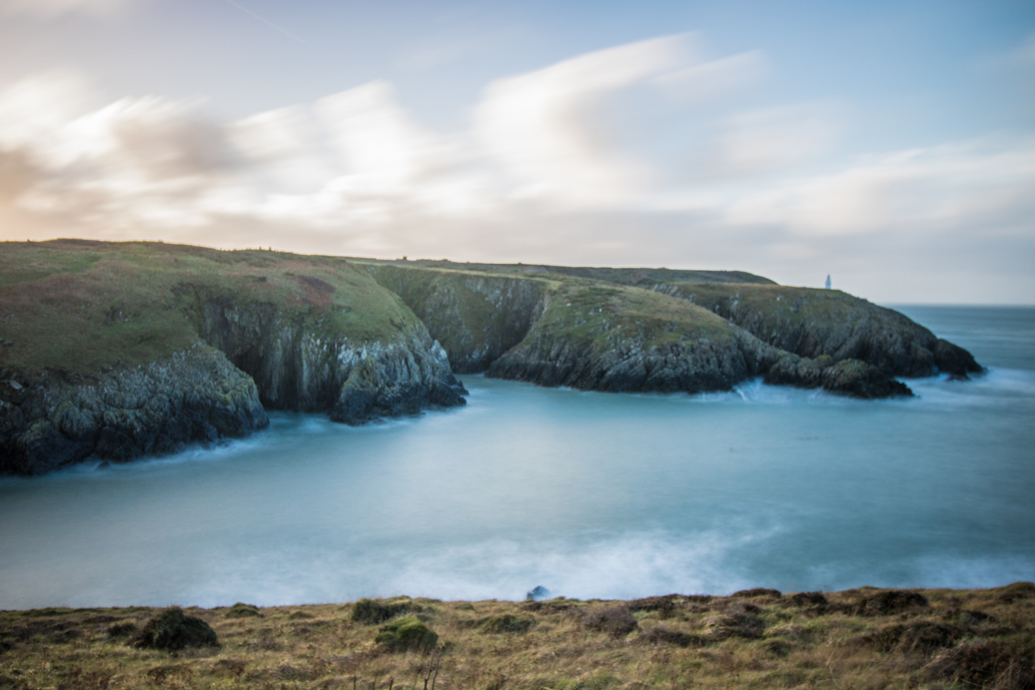 Canon EF-S 10-18mm F4.5–5.6 IS STM sample photo. Porthgain coast photography