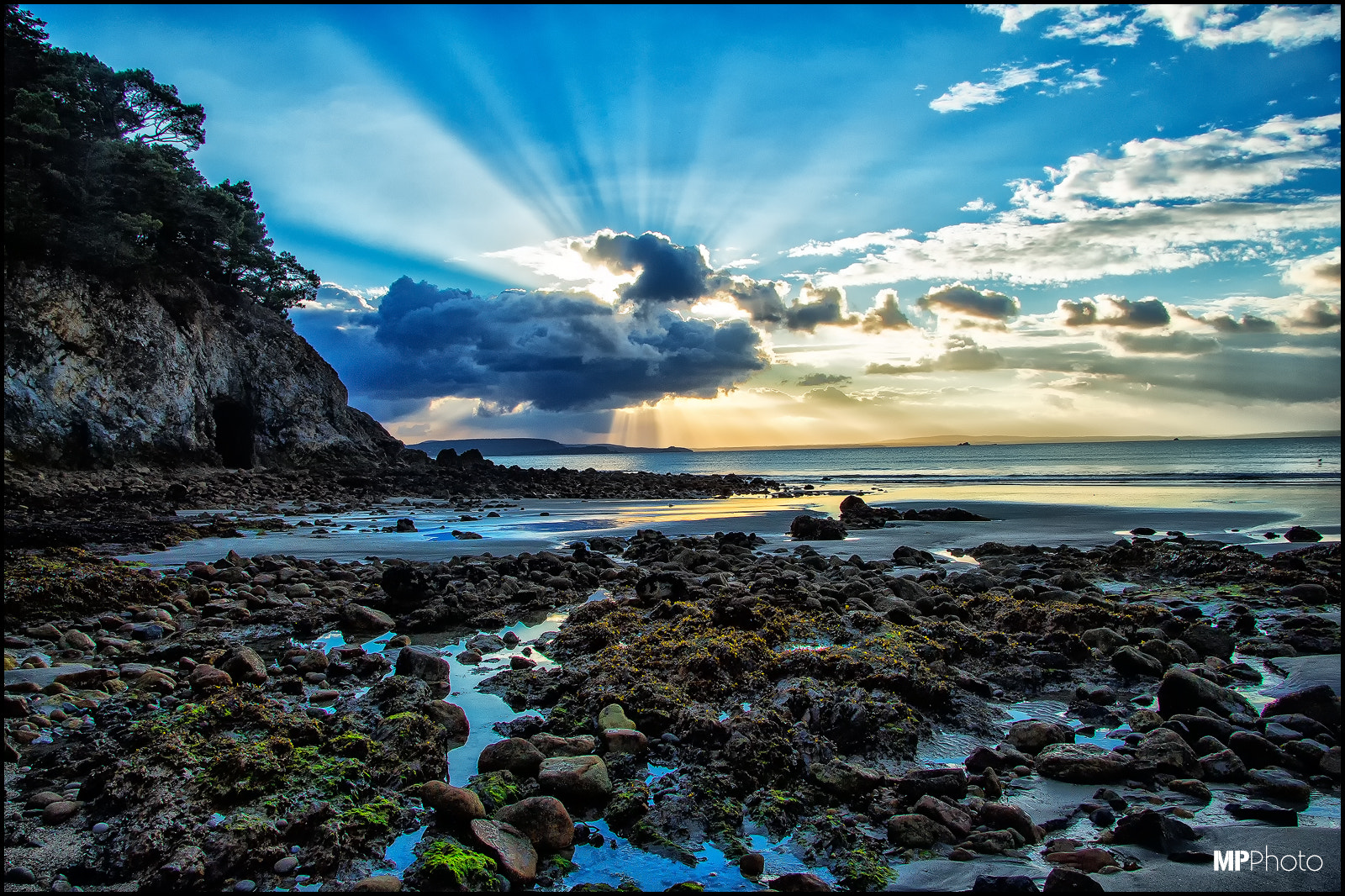 Canon EF-S 17-85mm F4-5.6 IS USM sample photo. Cap morgat photography