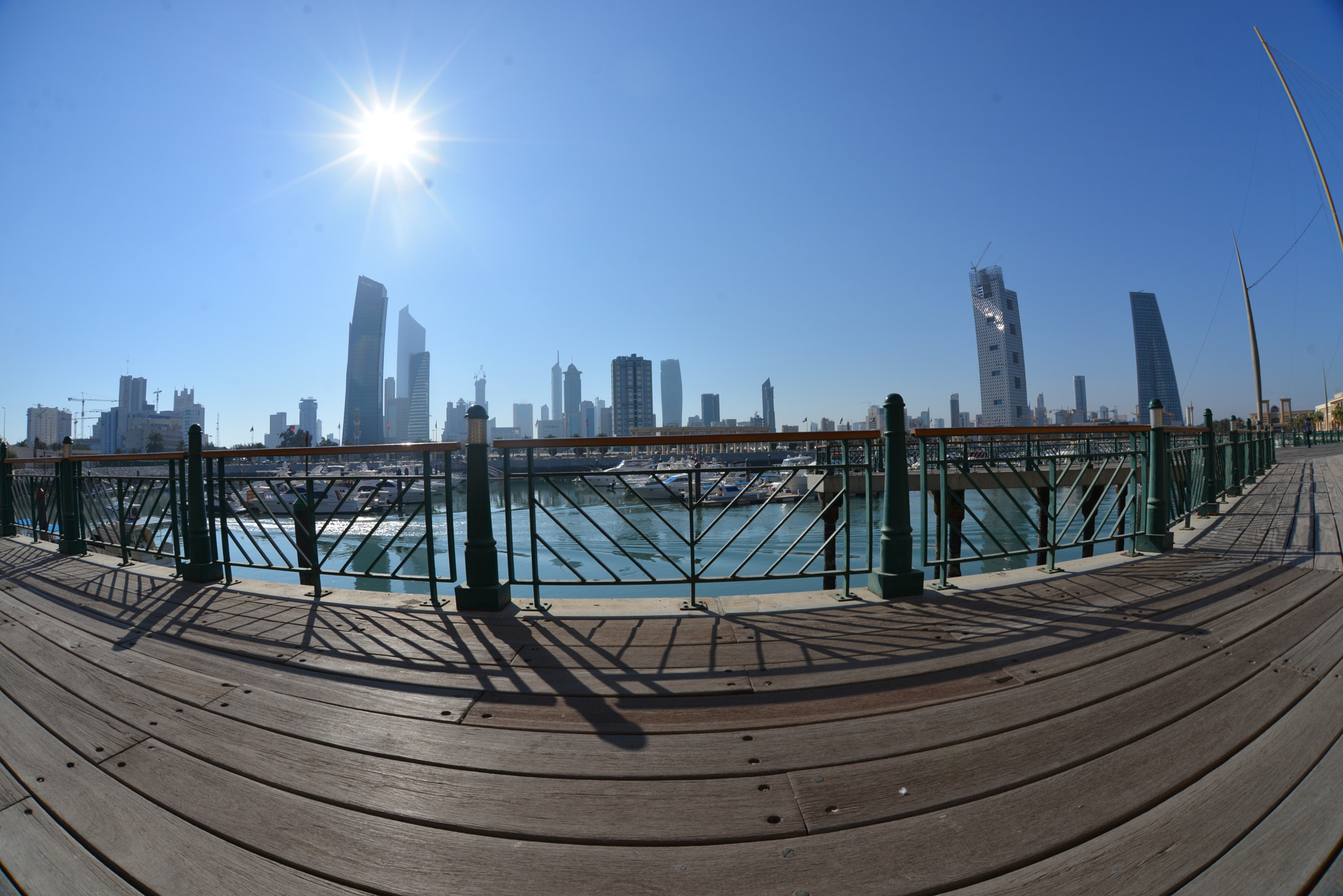 Sigma 15mm F2.8 EX DG Diagonal Fisheye sample photo. Marina photography