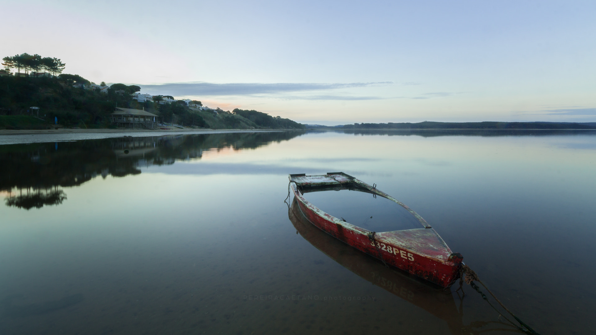 Canon EF-S 10-18mm F4.5–5.6 IS STM sample photo. Early morning photography