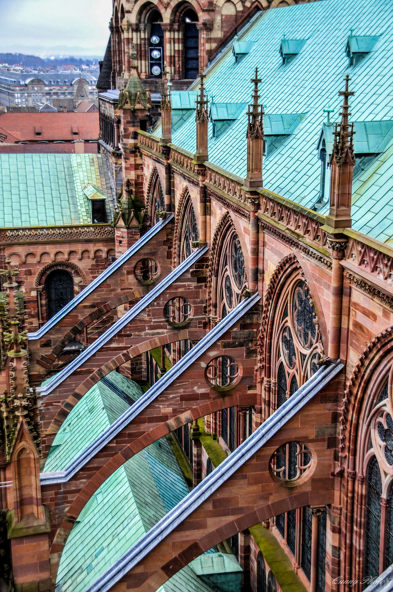 Sigma 18-200mm F3.5-6.3 DC OS HSM sample photo. Cathédrale de strasbourg photography