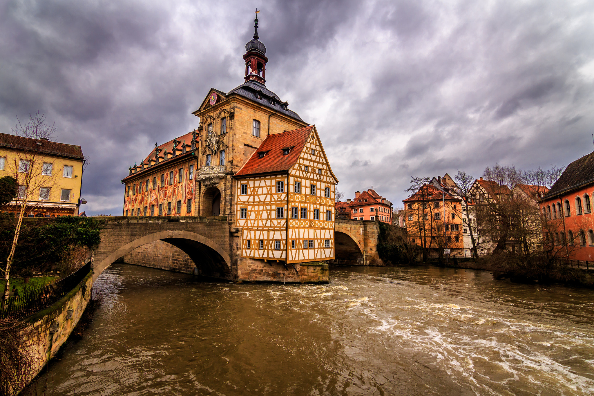 Canon EOS M2 sample photo. Altes rathaus photography