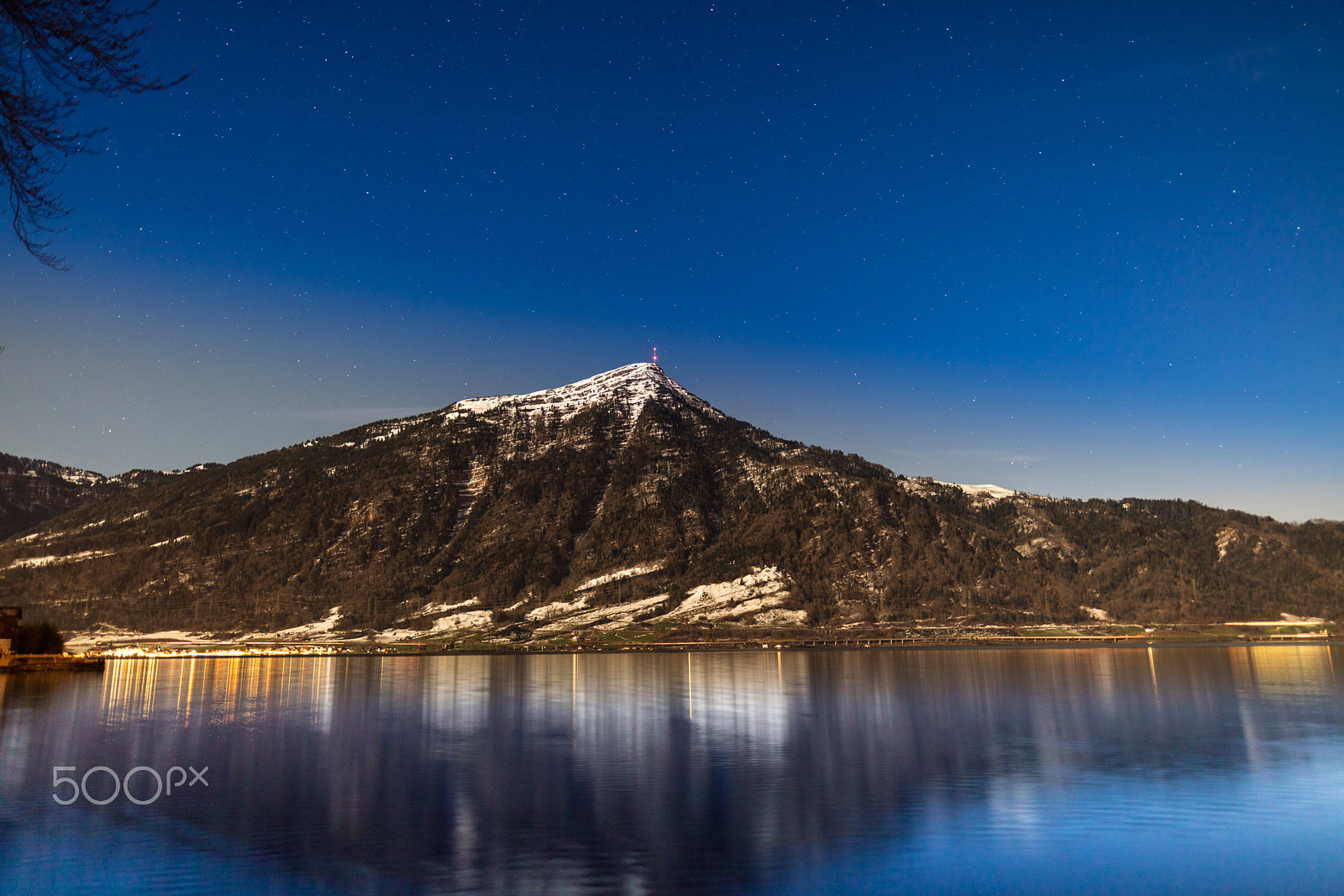 Sigma 24mm F1.4 DG HSM Art sample photo. Mount rigi photography