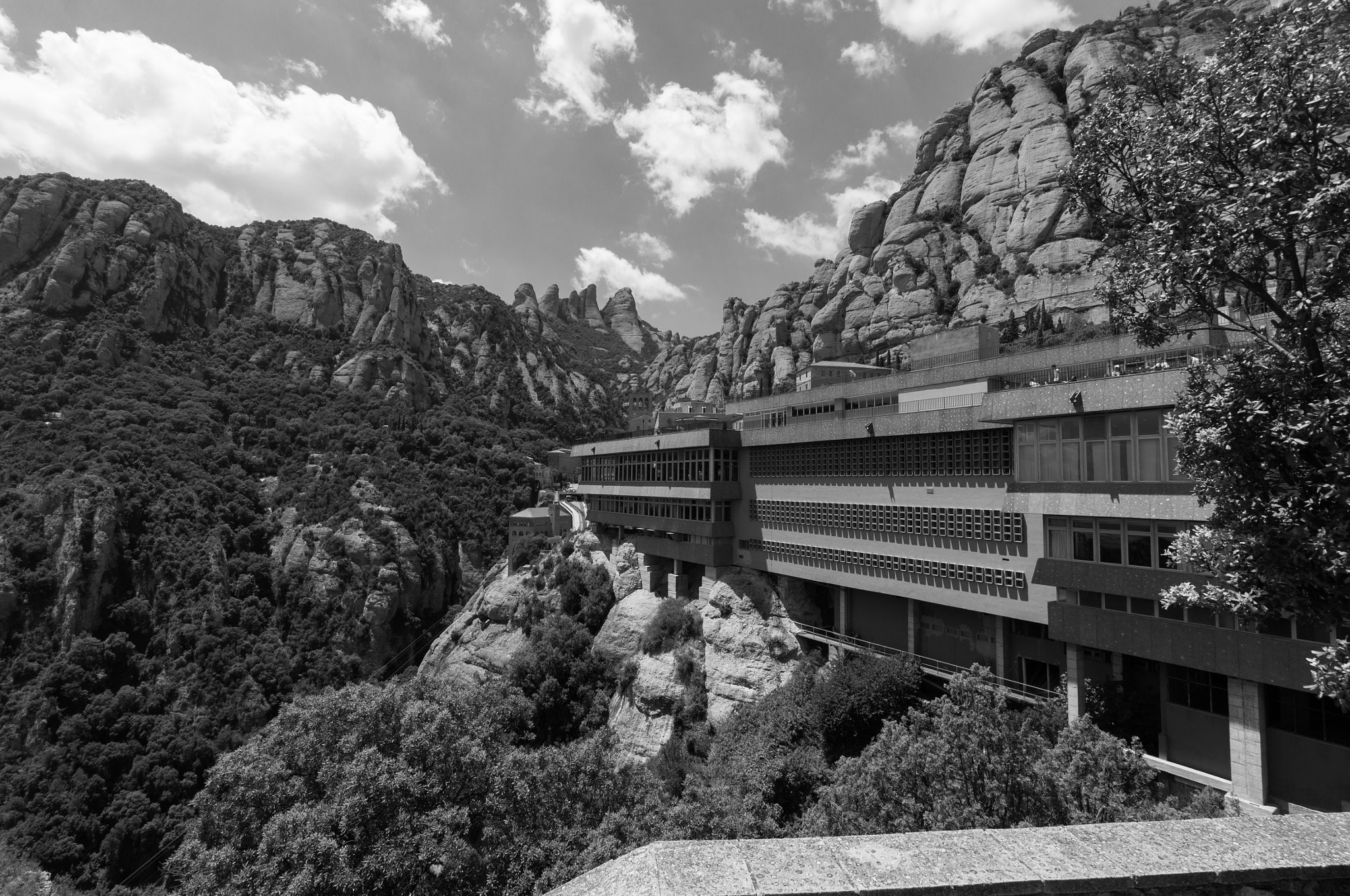 Sony Alpha NEX-F3 + Sony E 10-18mm F4 OSS sample photo. Montserrat. photography