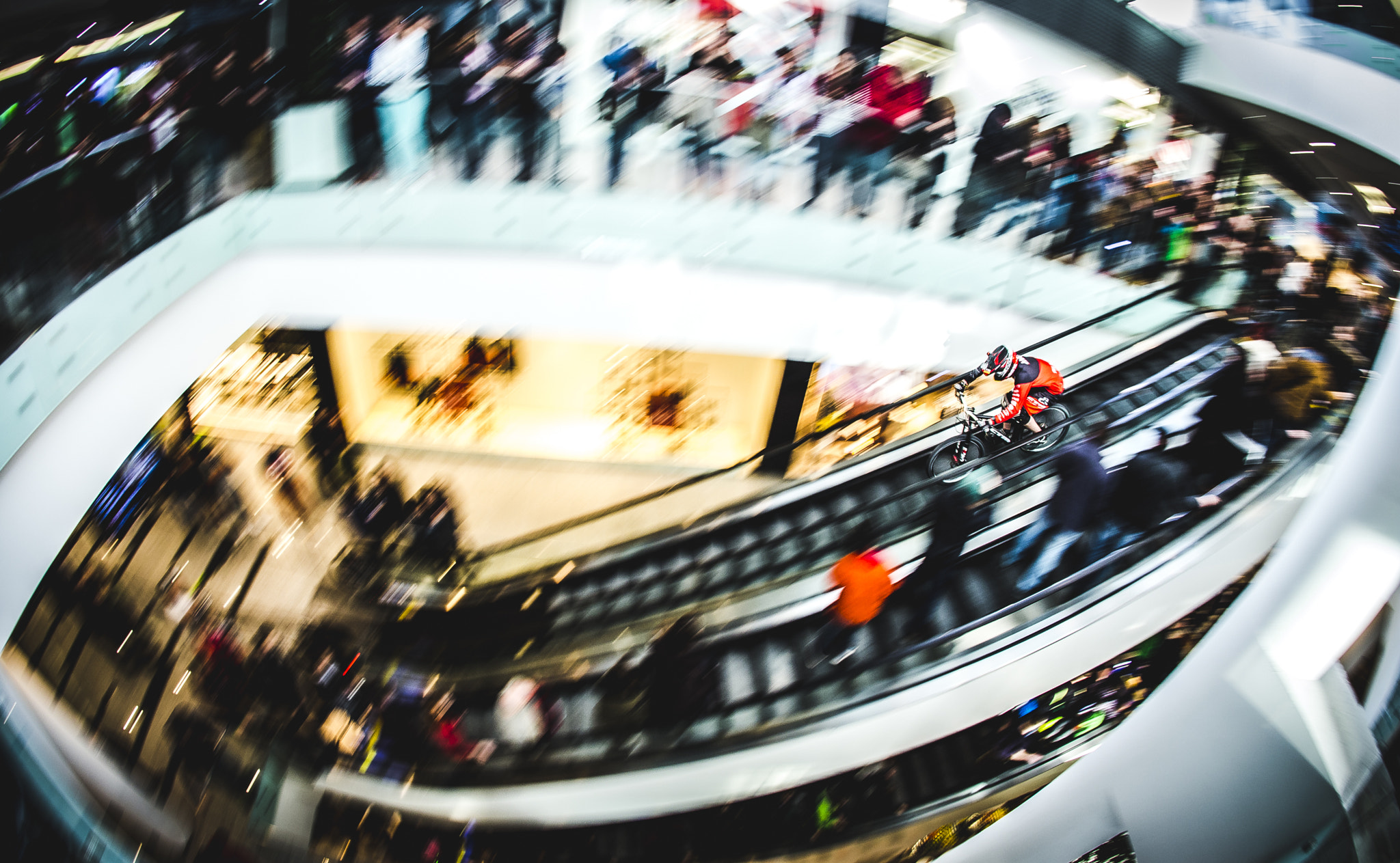 Canon EOS 6D + Canon EF 15mm F2.8 Fisheye sample photo. Panning in mall photography