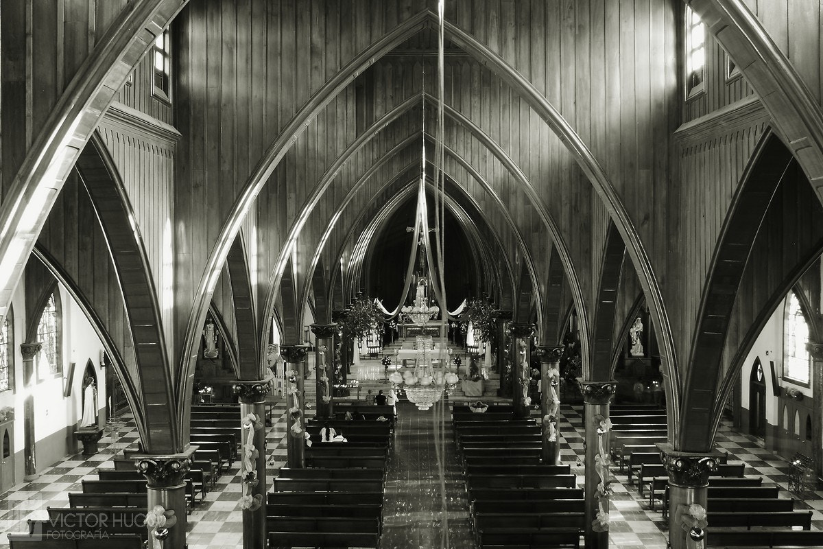 Canon EF-S 18-55mm F3.5-5.6 sample photo. Catedral photography