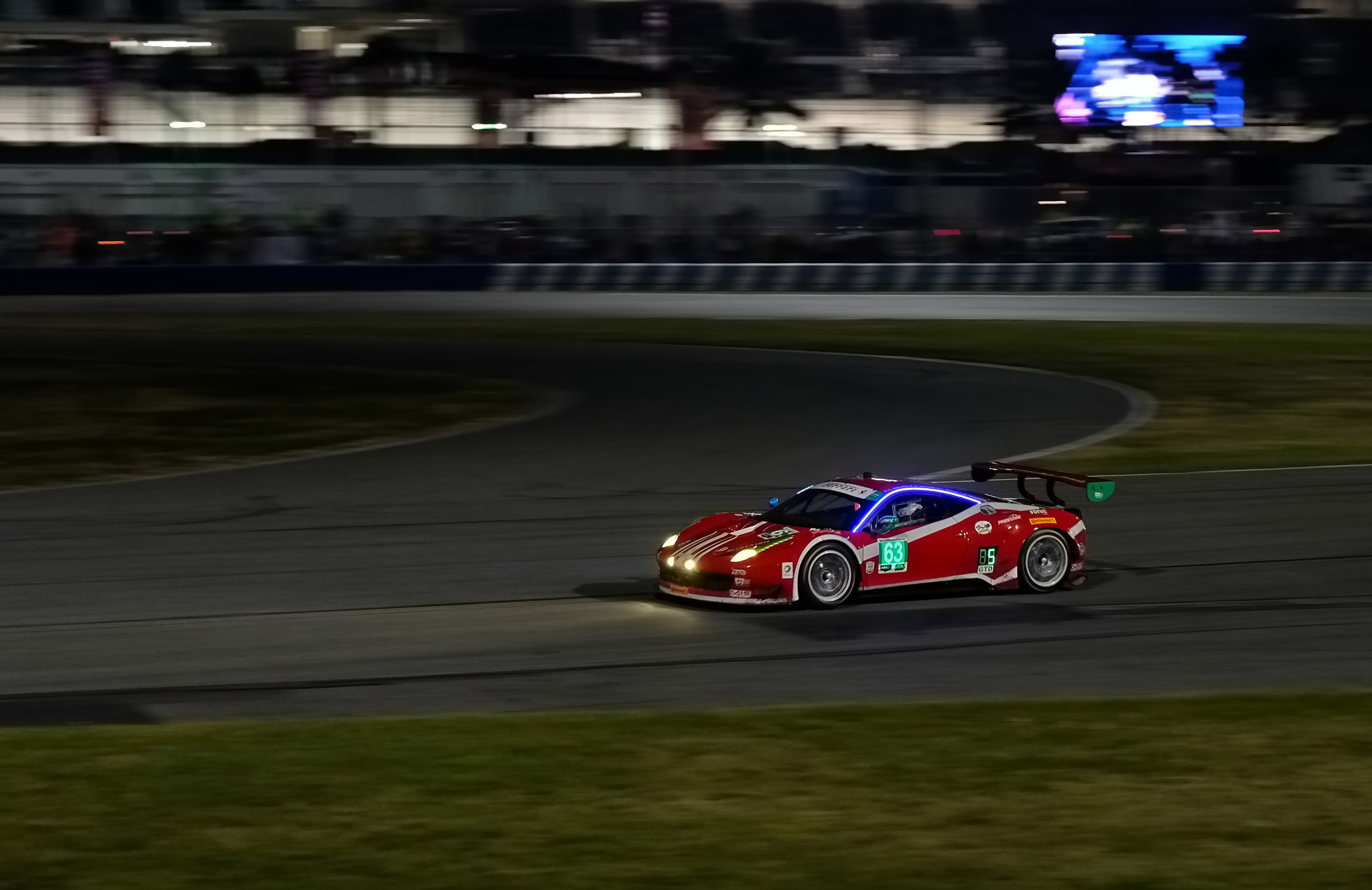 Fujifilm X-E2 + Fujifilm XF 50-140mm F2.8 R LM OIS WR sample photo. 24 hours of daytona photography