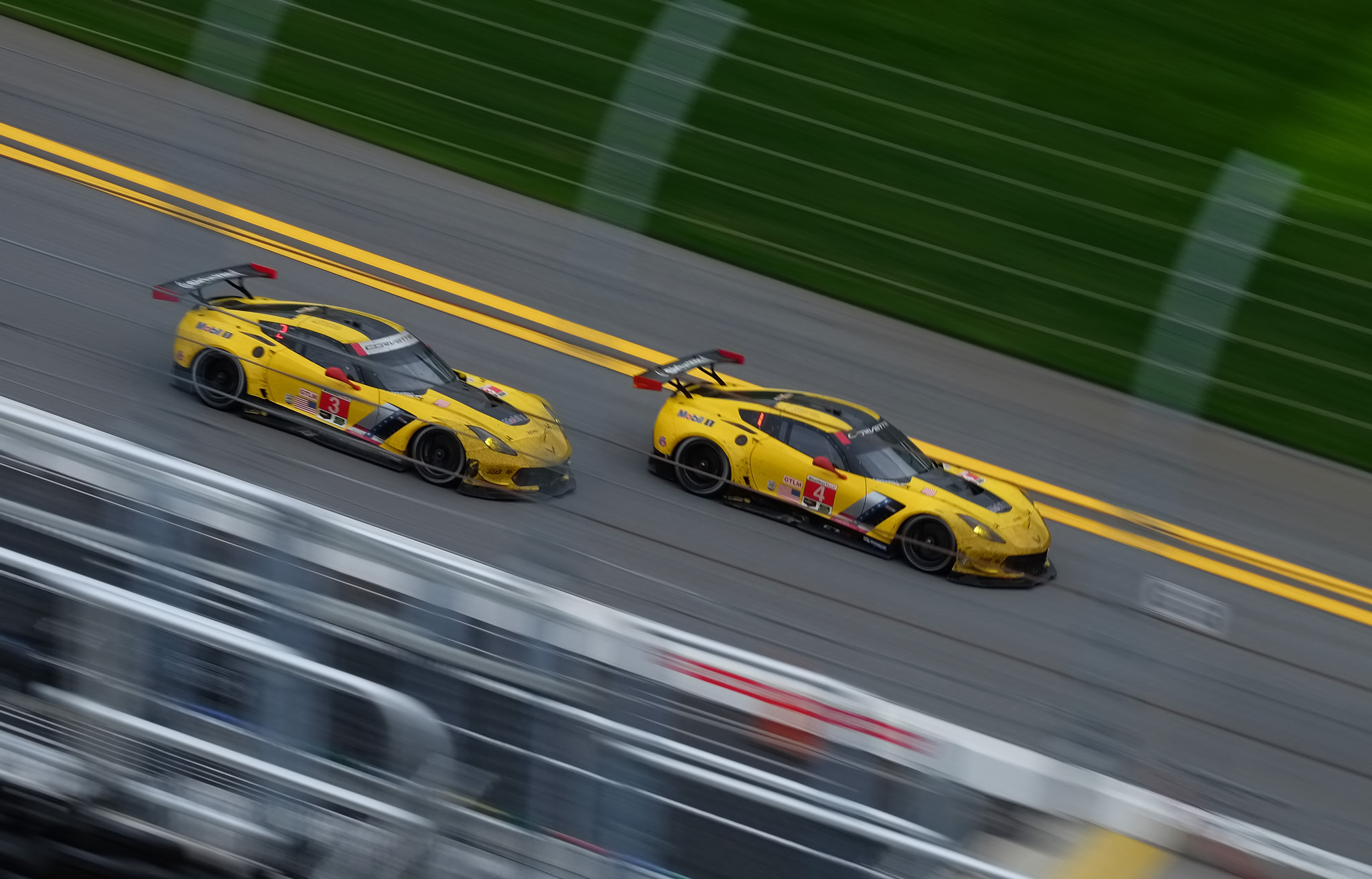 Fujifilm X-E2 + Fujifilm XF 50-140mm F2.8 R LM OIS WR sample photo. 24 hours of daytona photography