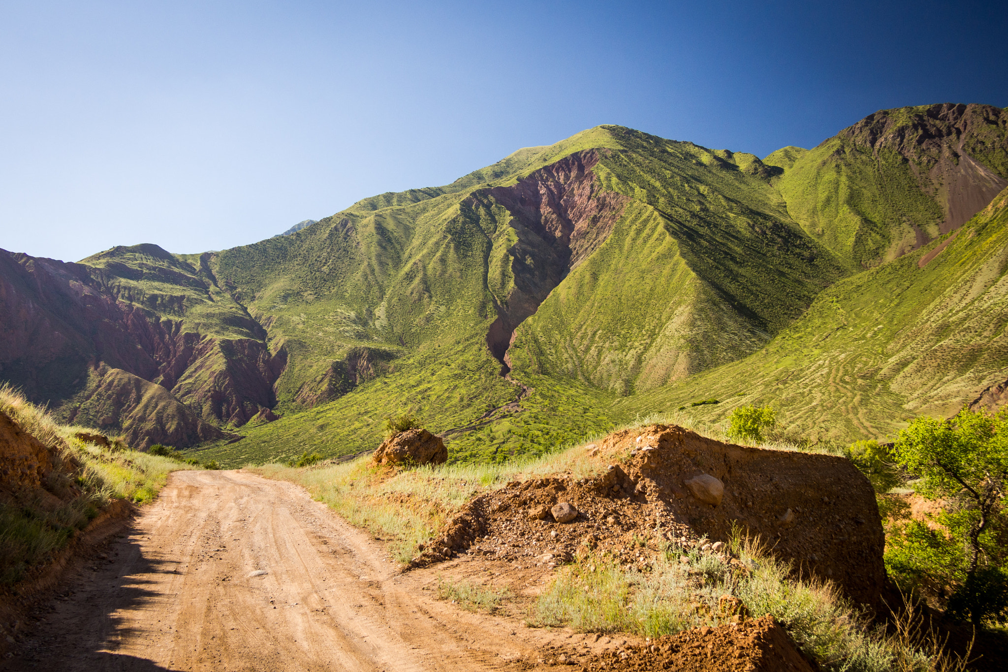 Olympus PEN E-PM2 sample photo. Kyrgyz mountain ranges photography