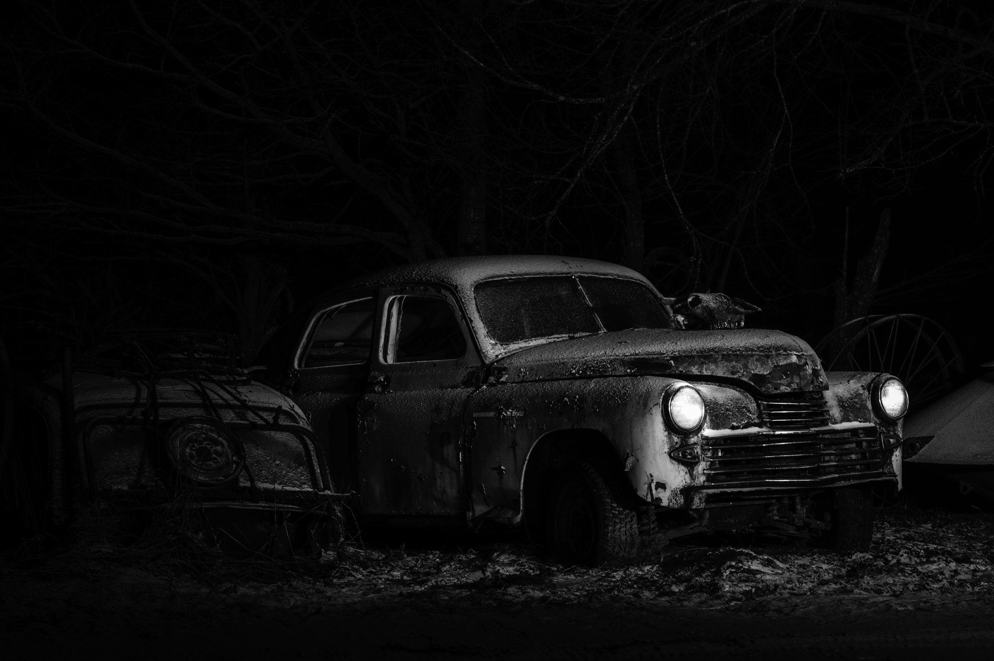 Pentax K-3 II + Pentax smc DA 50mm F1.8 sample photo. Old iron bw photography