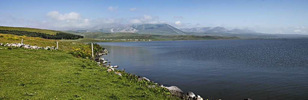 Paravani Lake by Luís Garcia - 路易斯 on 500px.com