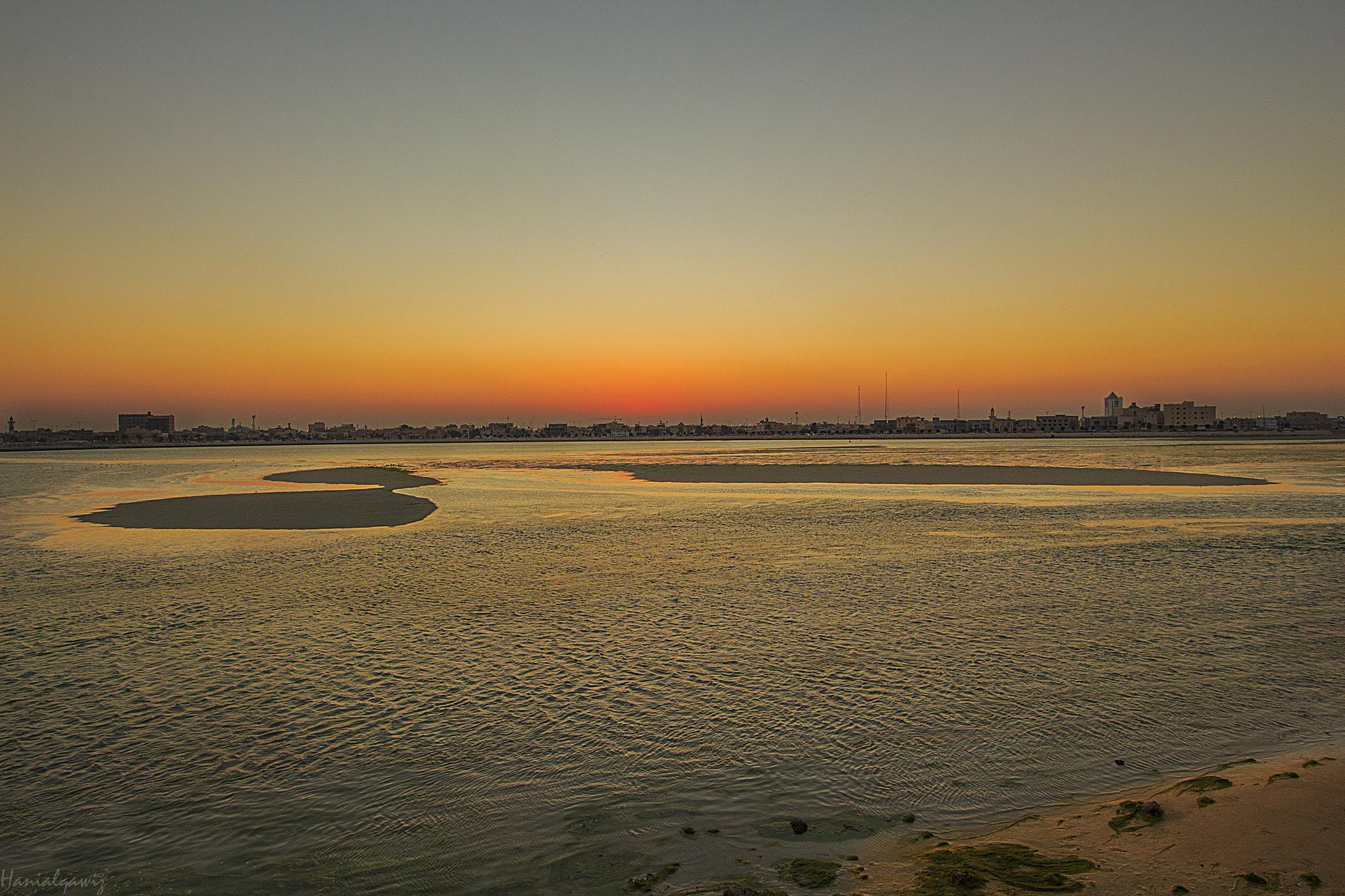 Canon EF-S 10-18mm F4.5–5.6 IS STM sample photo. Beautiful sunset qatif city photography
