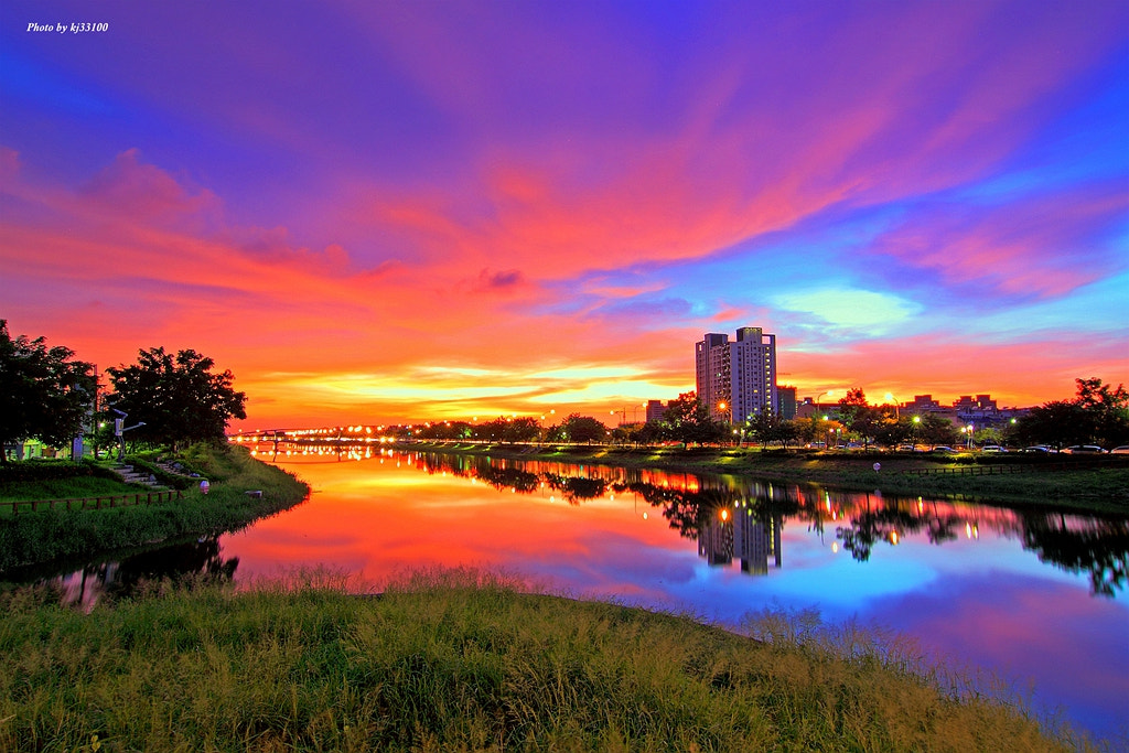 Tokina AT-X Pro 12-24mm F4 (IF) DX sample photo. 夕彩 photography