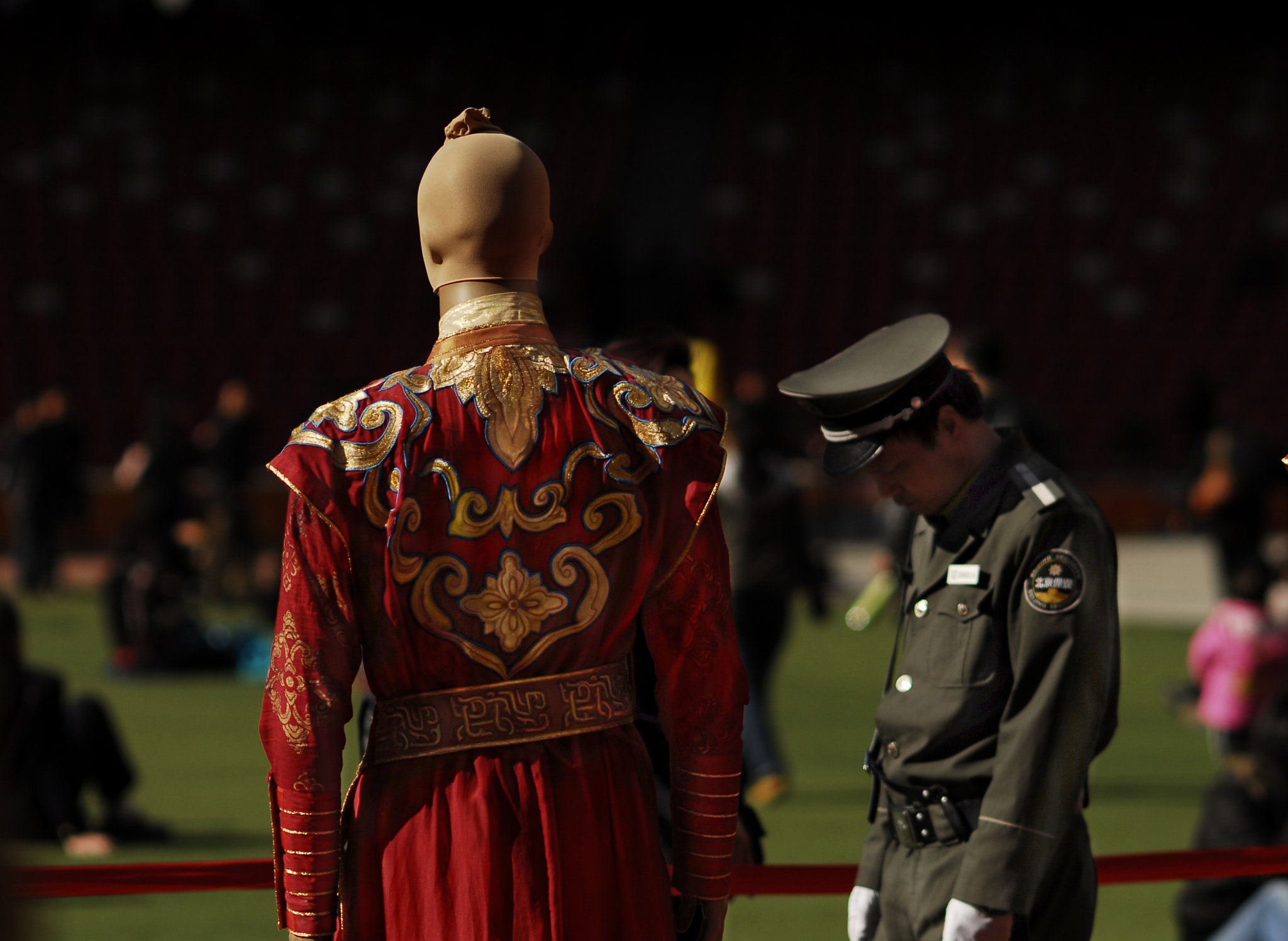 AF DC-Nikkor 135mm f/2 sample photo. Police and chinese tradition photography