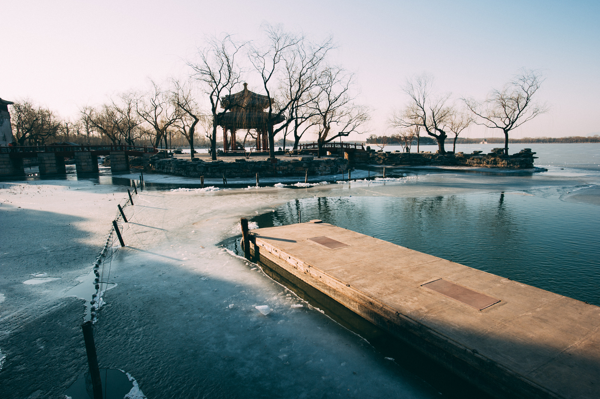 Nikon D700 + Nikon AF-S Nikkor 20mm F1.8G ED sample photo. The summer palace photography