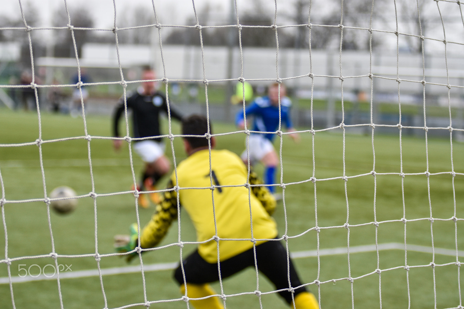 Sigma 70-200mm F2.8 EX DG OS HSM sample photo. Soccer game photography