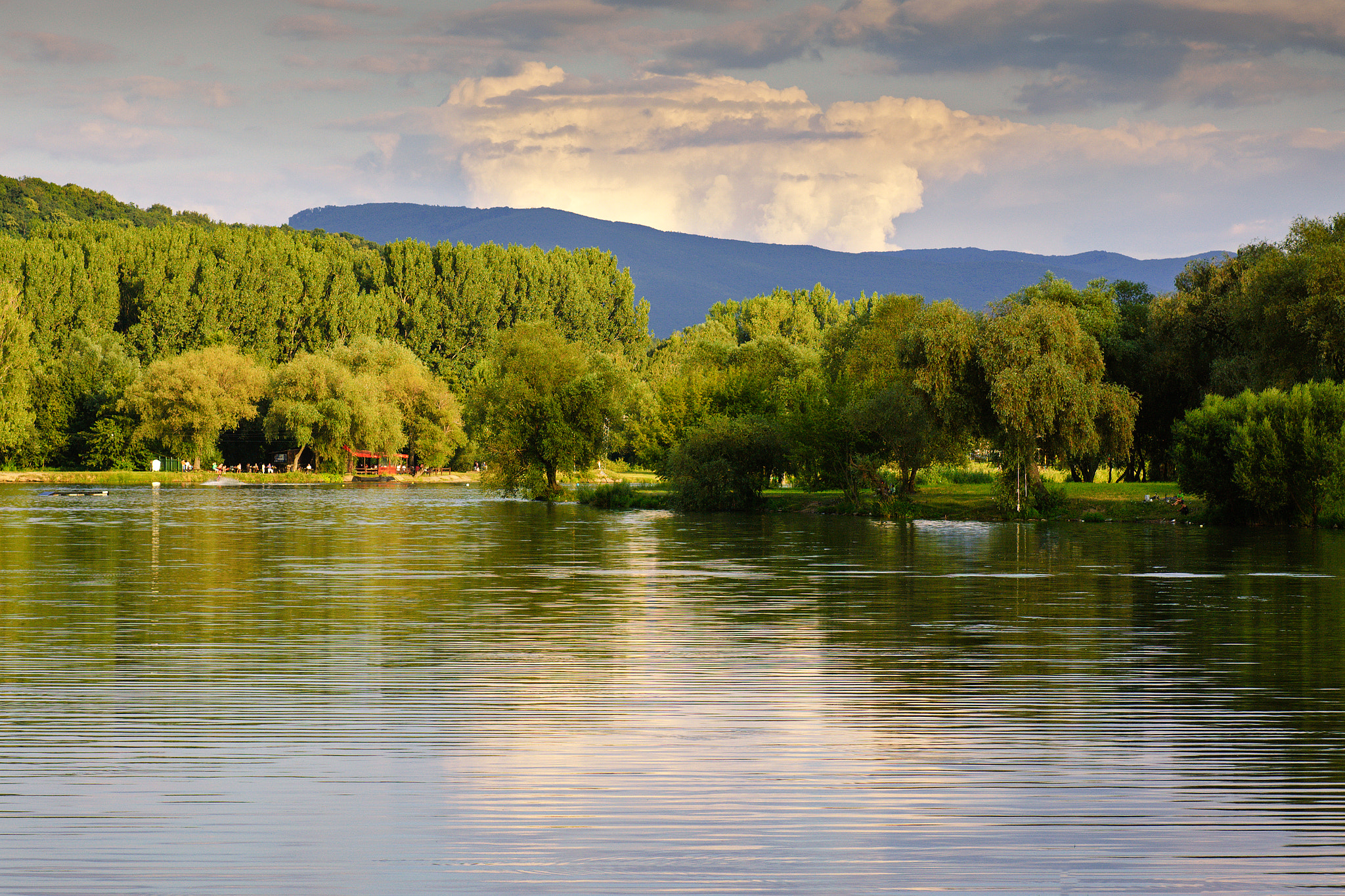 Nikon D40 sample photo. Lake photography