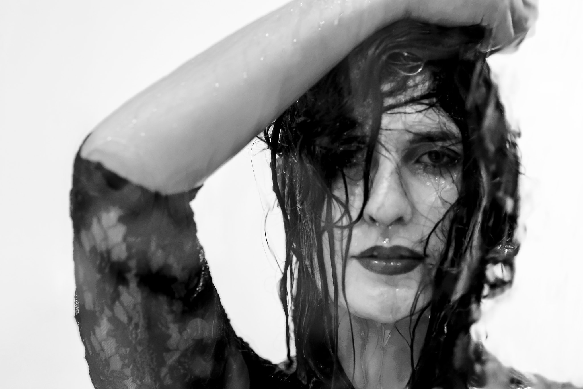 Sigma 85mm F1.4 EX DG HSM sample photo. Wet... photography